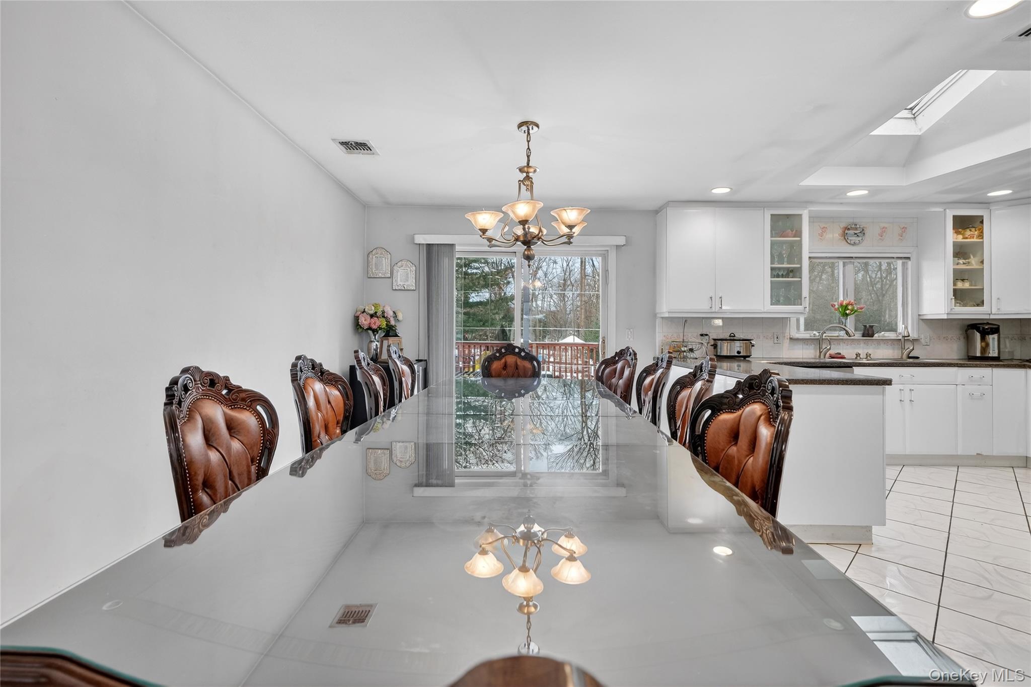 #11 photo, 4 Lois Lane, Monsey , NY 10952