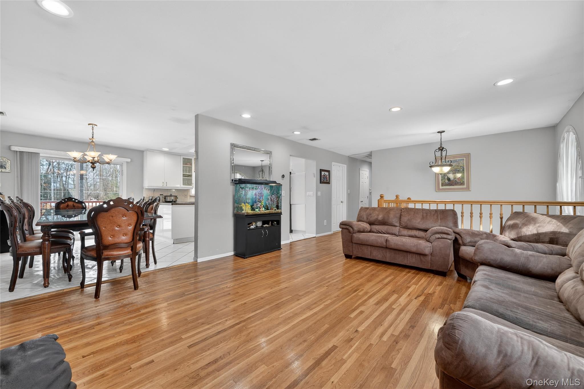 #6 photo, 4 Lois Lane, Monsey , NY 10952