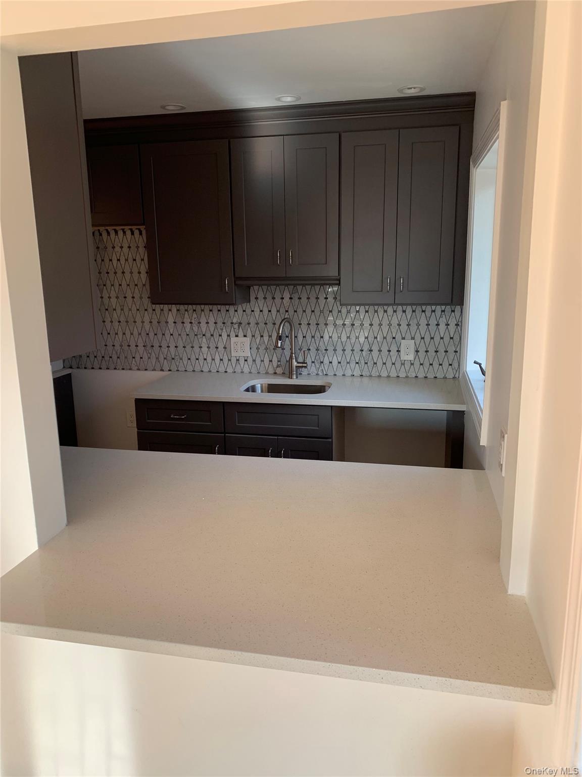 #4 photo, 87 Sickles Avenue, New Rochelle , NY 10801