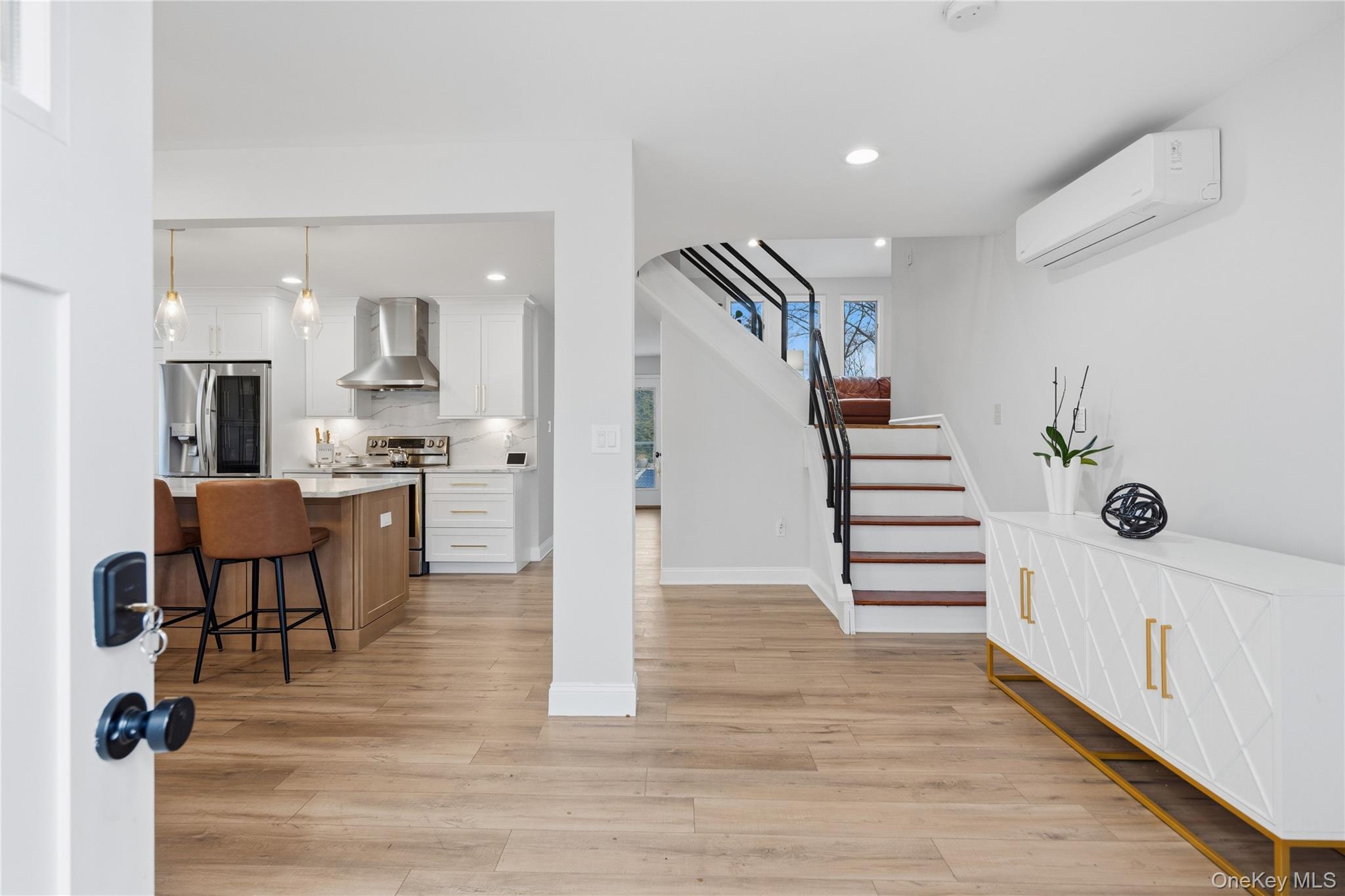 #4 photo, 15 Autumn Drive, सफ़ोक काउंटी Mount Sinai , NY 11766