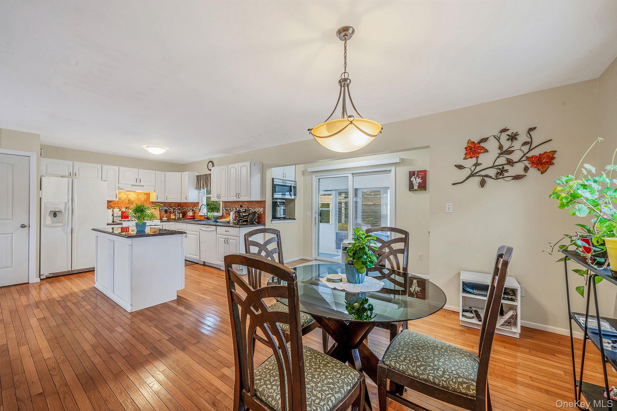 #8 photo, 777 Johnson Avenue, מחוז סאפוק Ronkonkoma , NY 11779