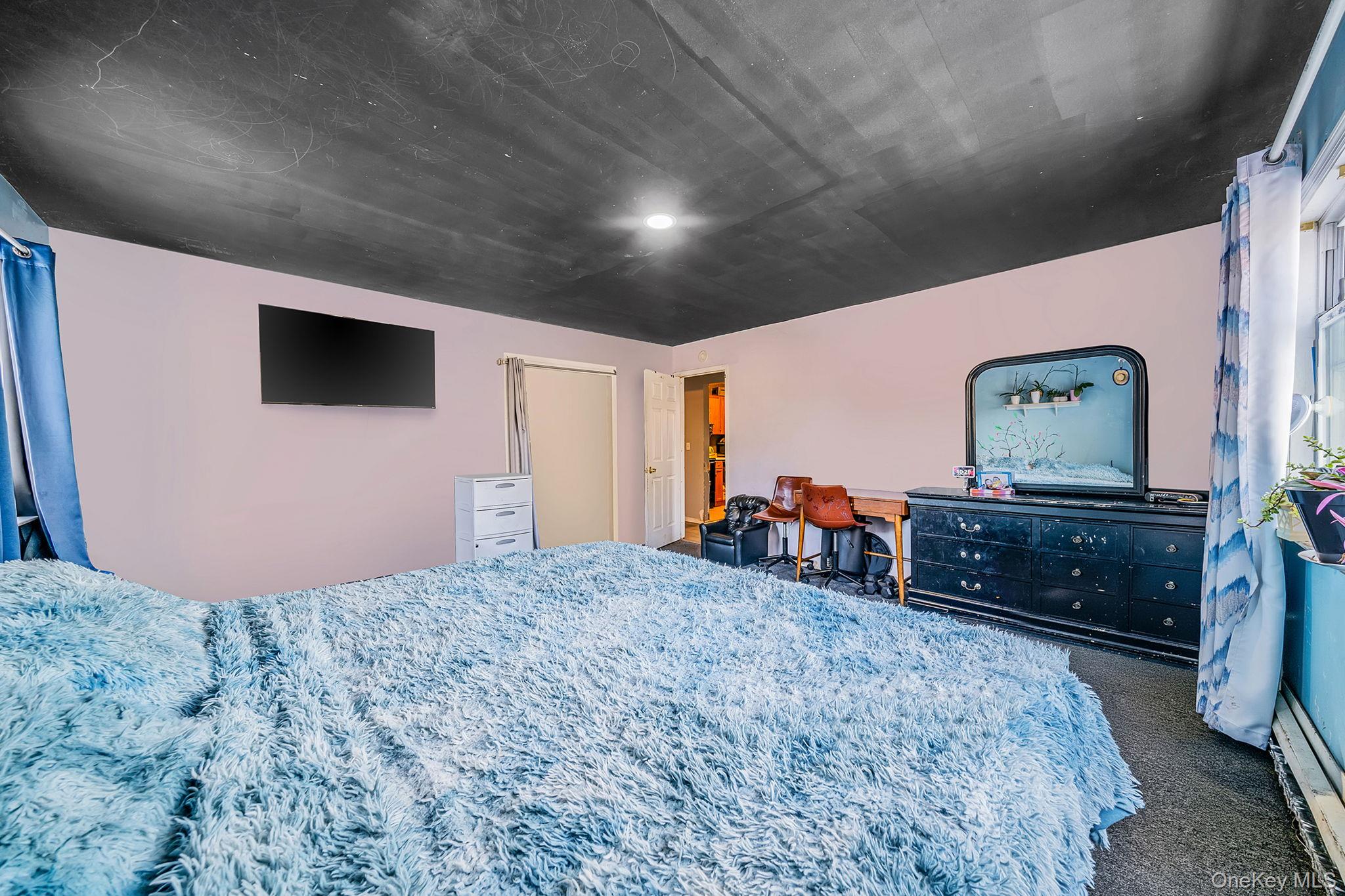 #15 photo, 78 Eleanor Avenue, Mastic , NY 11950