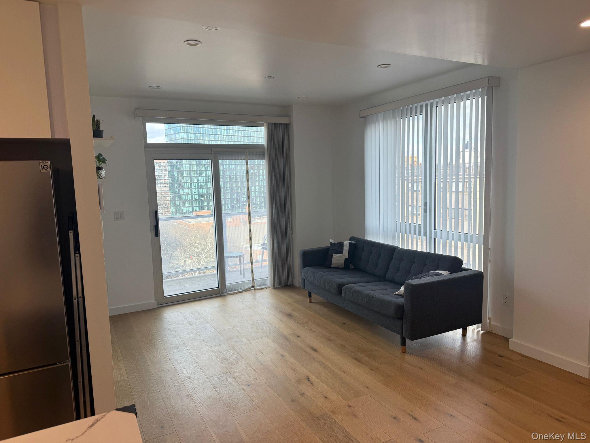 #2 photo, 97-29 64TH RD 6G, कुईंस Rego Park , NY 11374