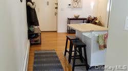 #2 photo, 25 West Broadway, नासाउ काउंटी Long Beach , NY 11561