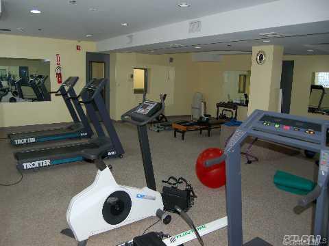 #9 photo, 25 West Broadway, 長島 長灘 Long Beach , NY 11561