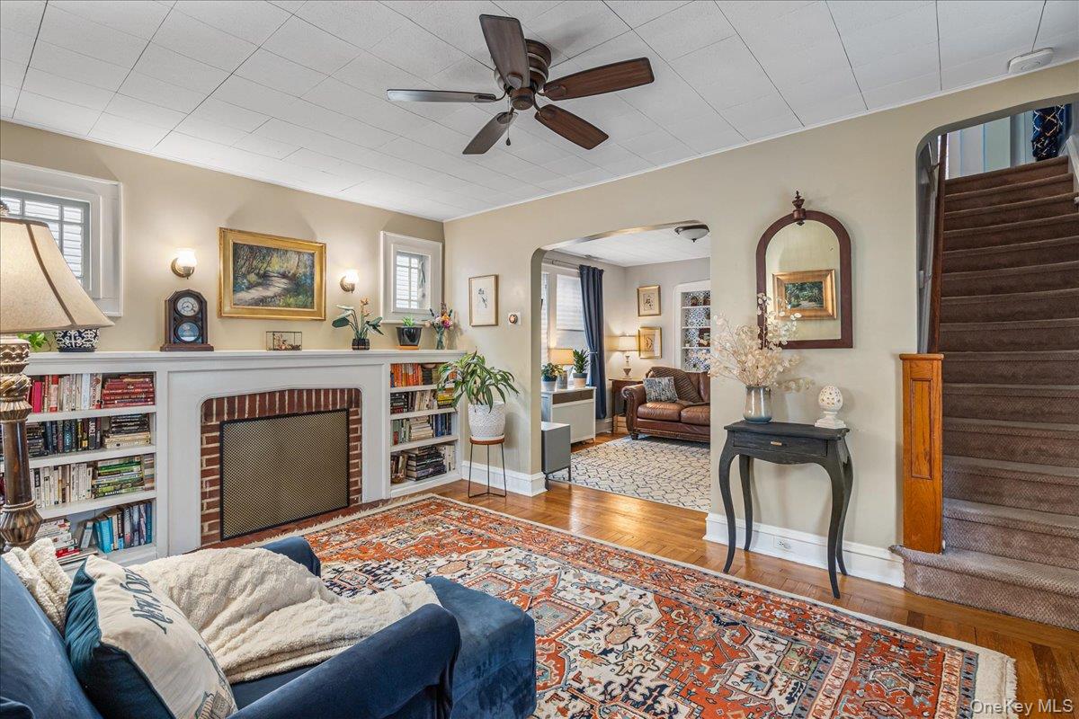 #7 photo, 92-14 221st Street, Queens Village , NY 11428