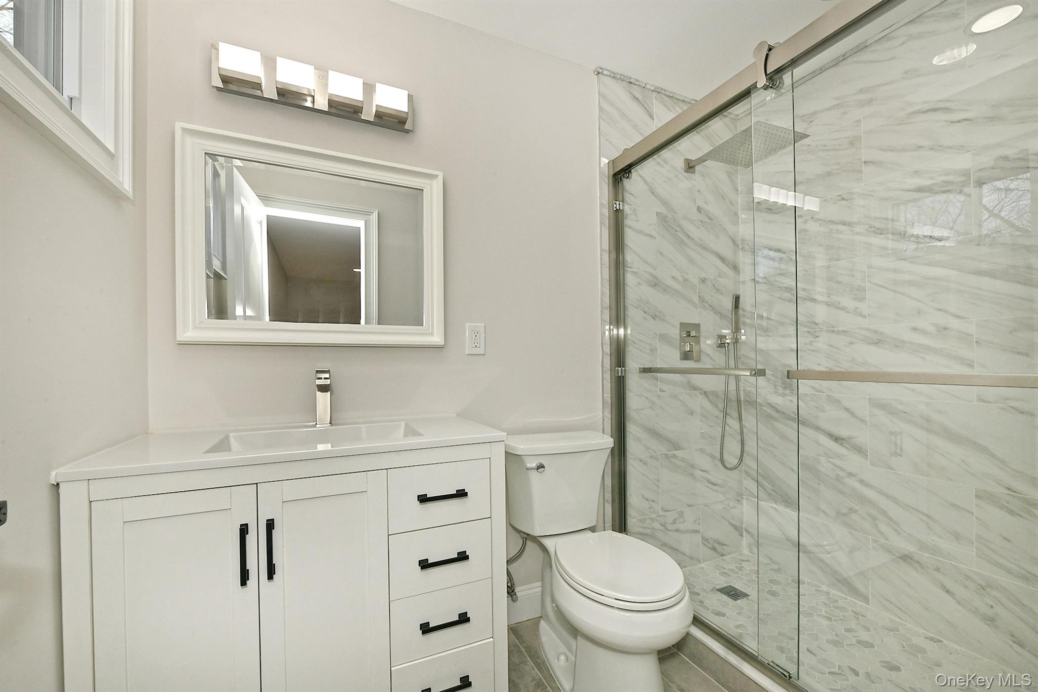 #16 photo, 230 Town Line Road, सफ़ोक काउंटी Commack , NY 11725