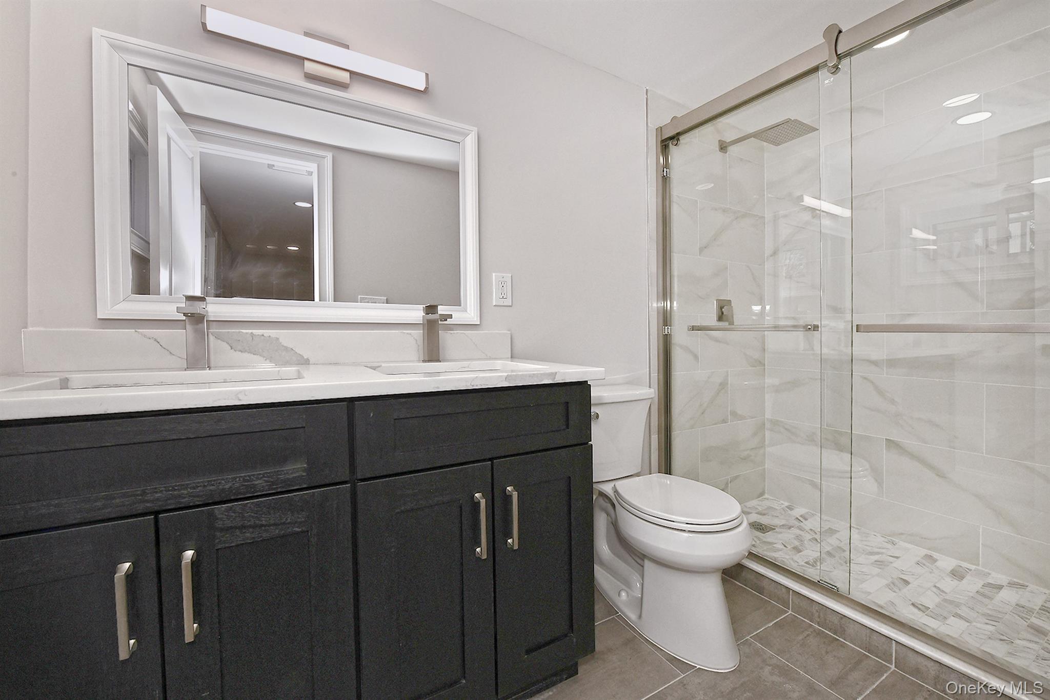 #20 photo, 230 Town Line Road, सफ़ोक काउंटी Commack , NY 11725