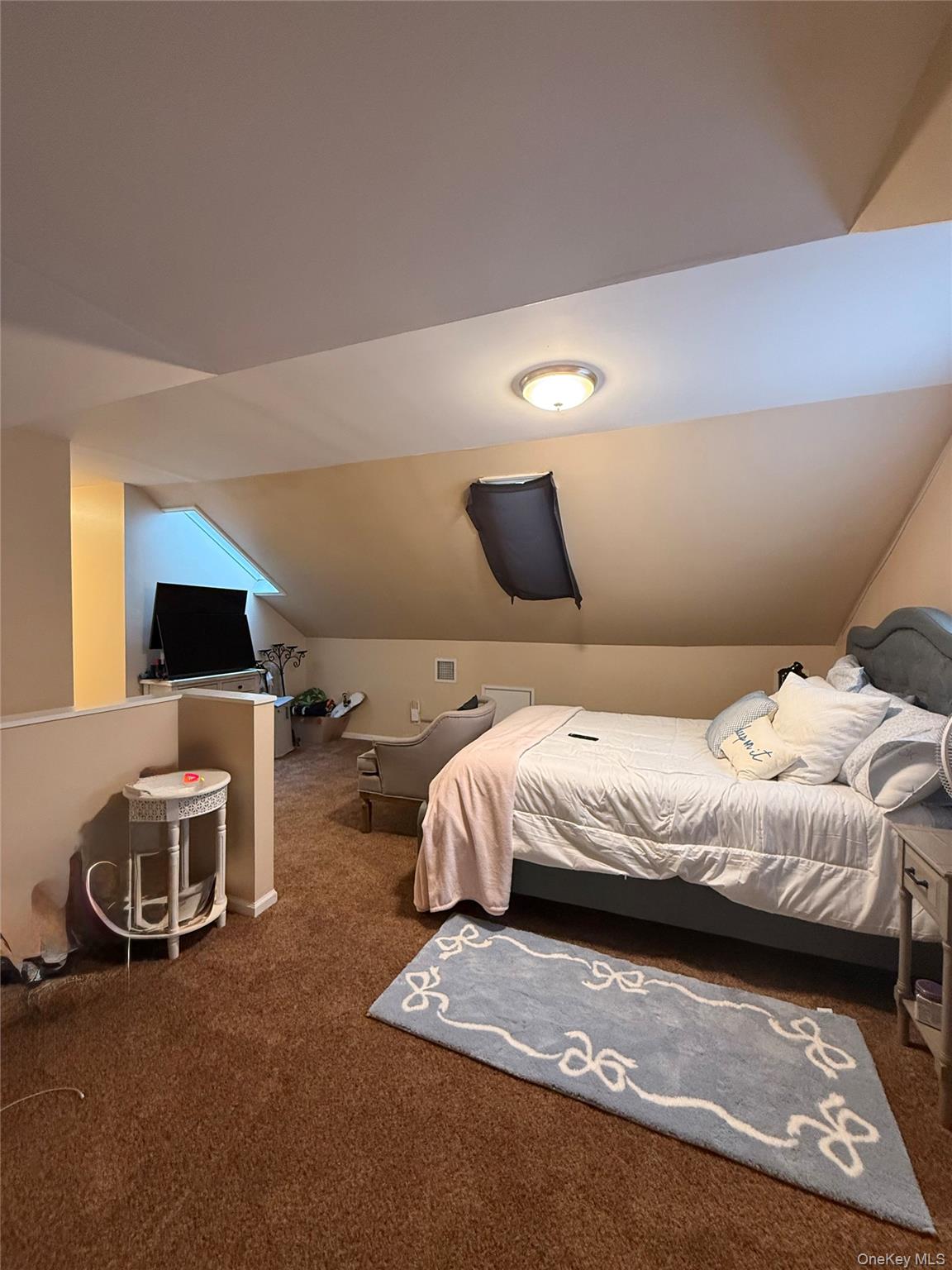 #19 photo, 57 Laurel Road, מחוז סאפוק Lindenhurst , NY 11757