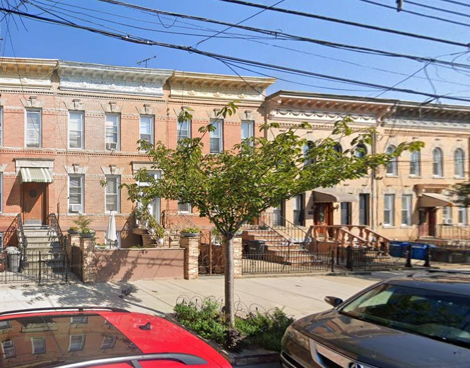 #11 photo, 64-07 68TH AVE., 뉴욕퀸즈 RIDGEWOOD , NY 11385