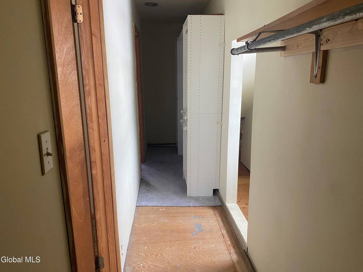 #13 photo, 1126 Vinewood Avenue, Rotterdam , NY 12306