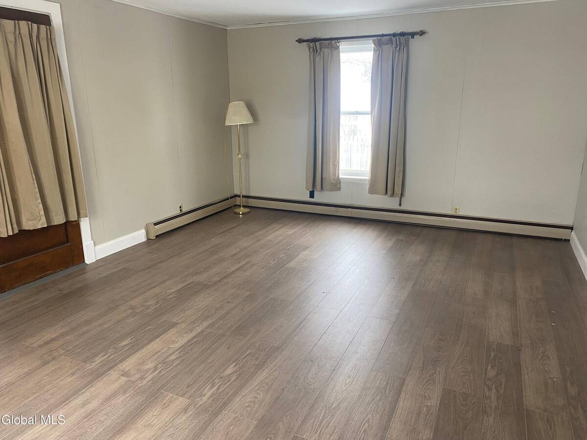 #6 photo, 1126 Vinewood Avenue, Rotterdam , NY 12306