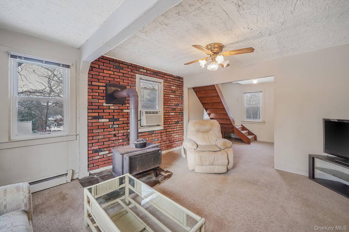 #7 photo, 15 Beatrice Drive, Саффолк ‖ Shirley , NY 11967