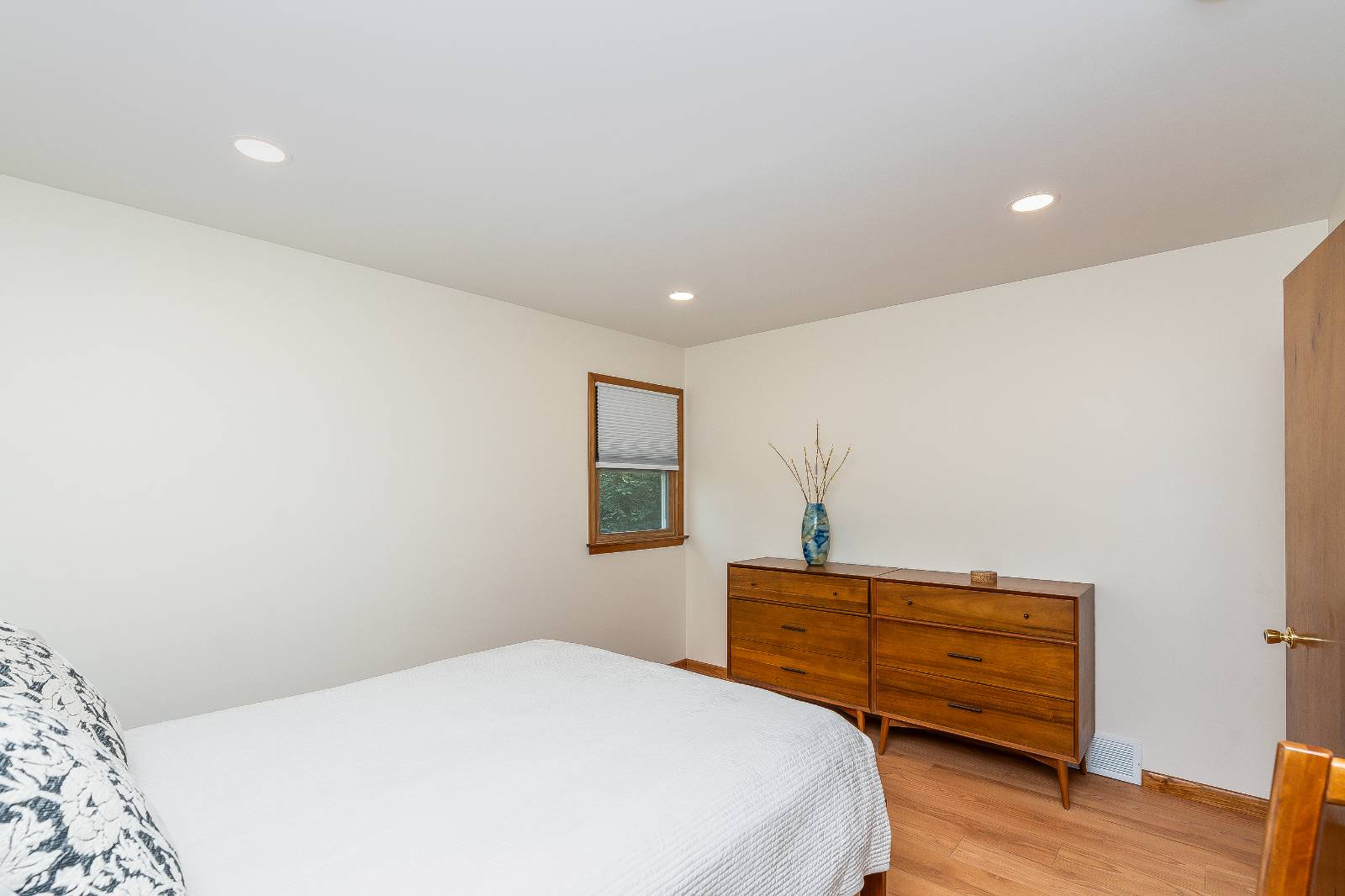 #16 photo, 80 Wertman Lane, #A, Colonie , NY 12211