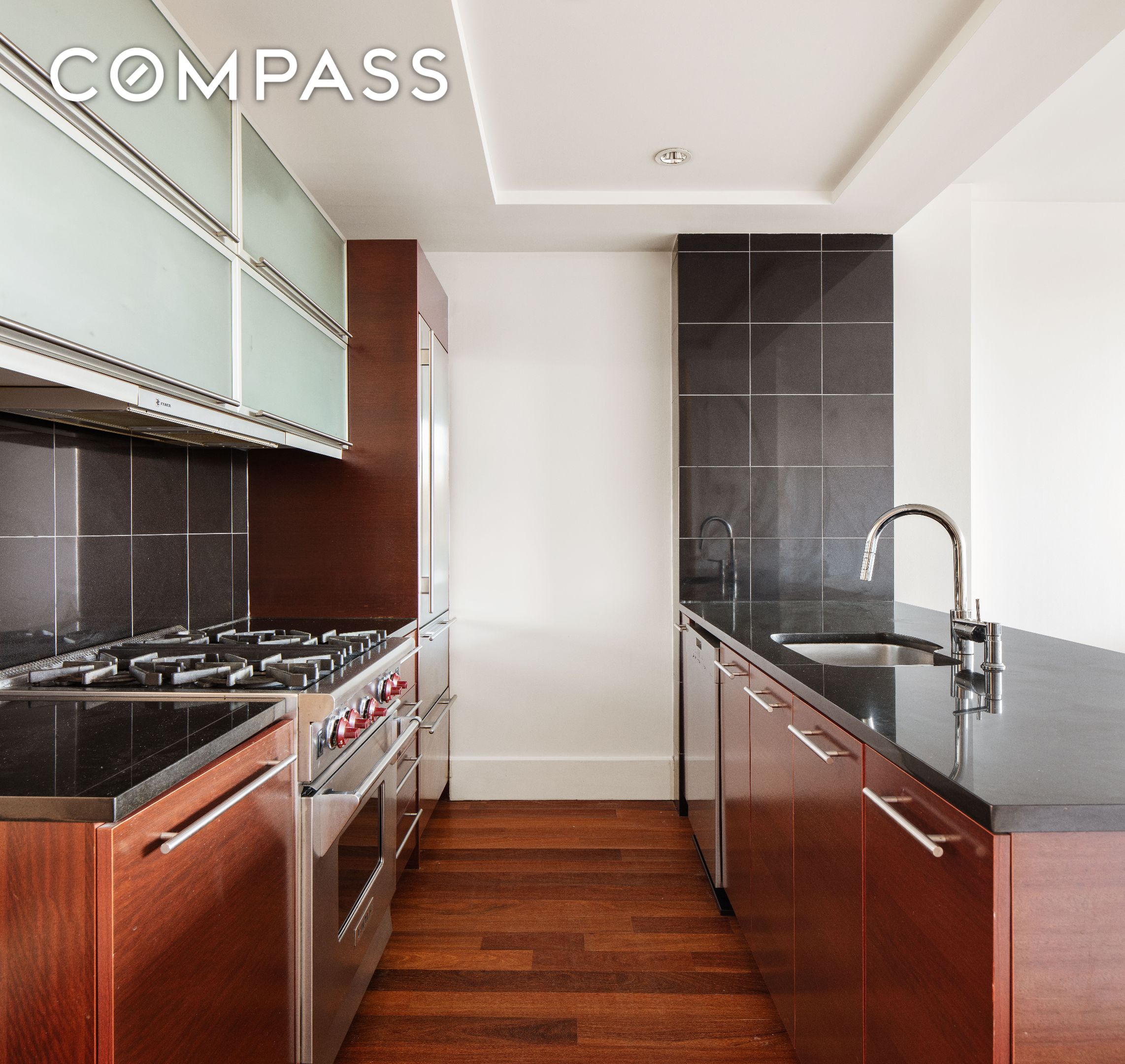 #3 photo, 30 Bayard Street, Williamsburg , NY 11211