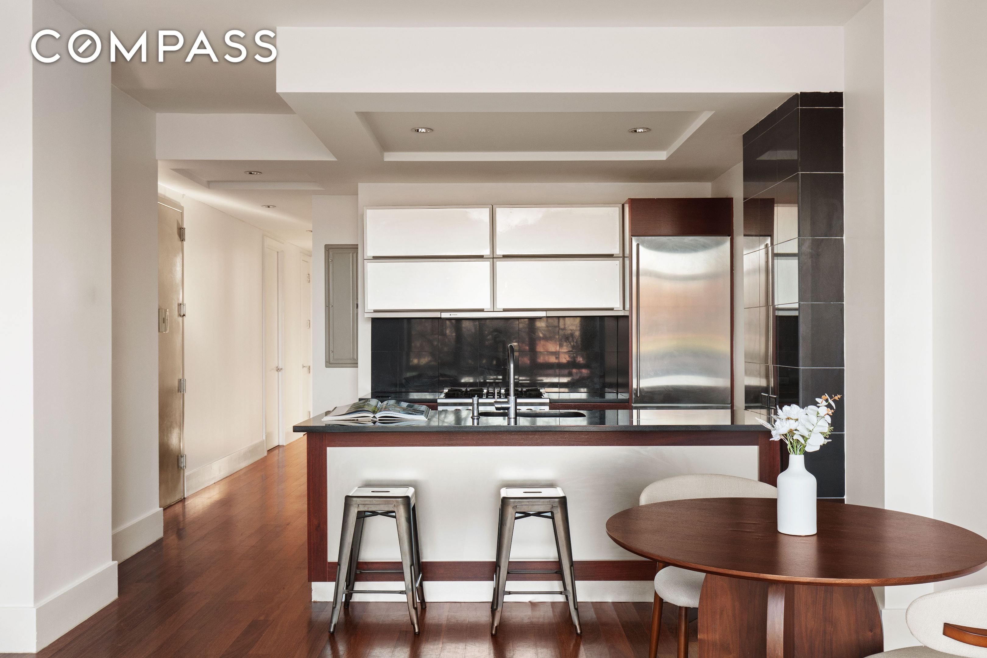 #4 photo, 30 Bayard Street, Williamsburg , NY 11211