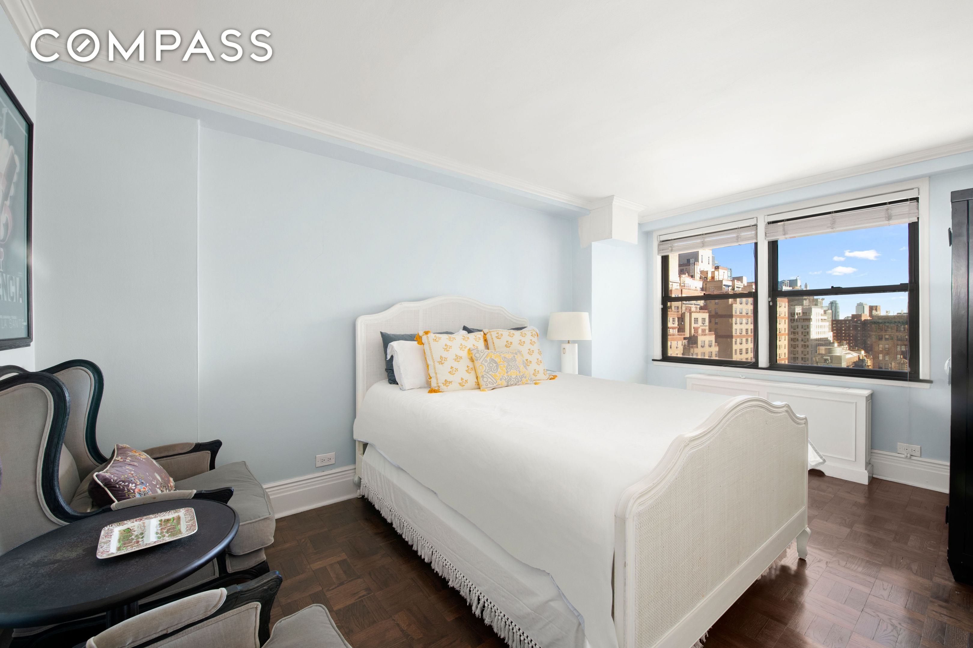 #11 photo, 201 E 21st Street, מנהטן Gramercy Park , NY 10010