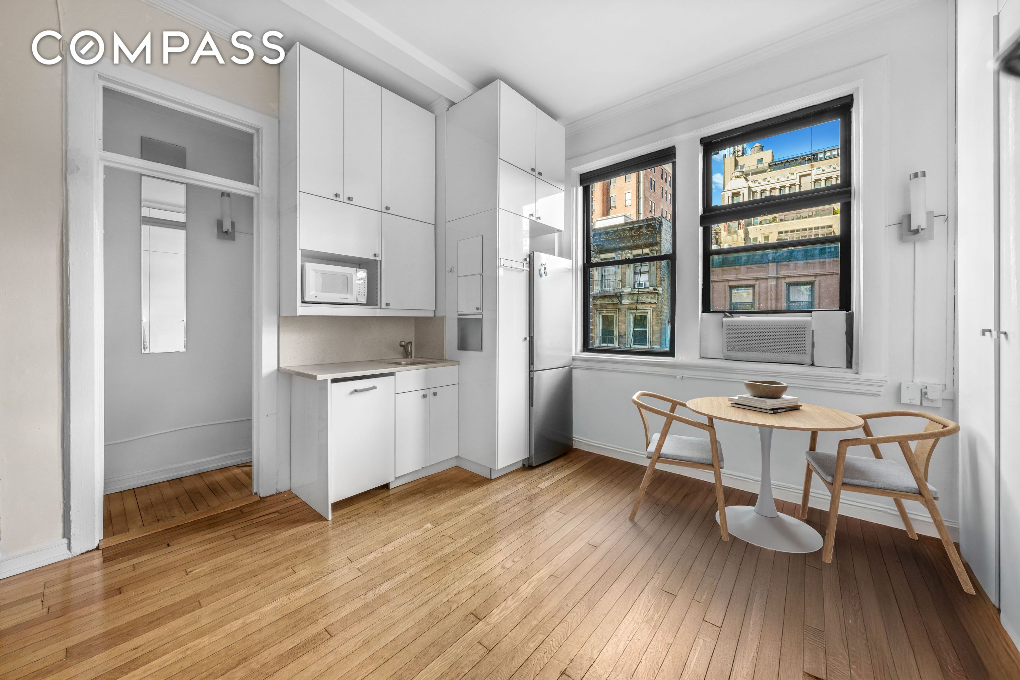 #1 photo, 140 W 69th Street, Upper West Side , NY 10023