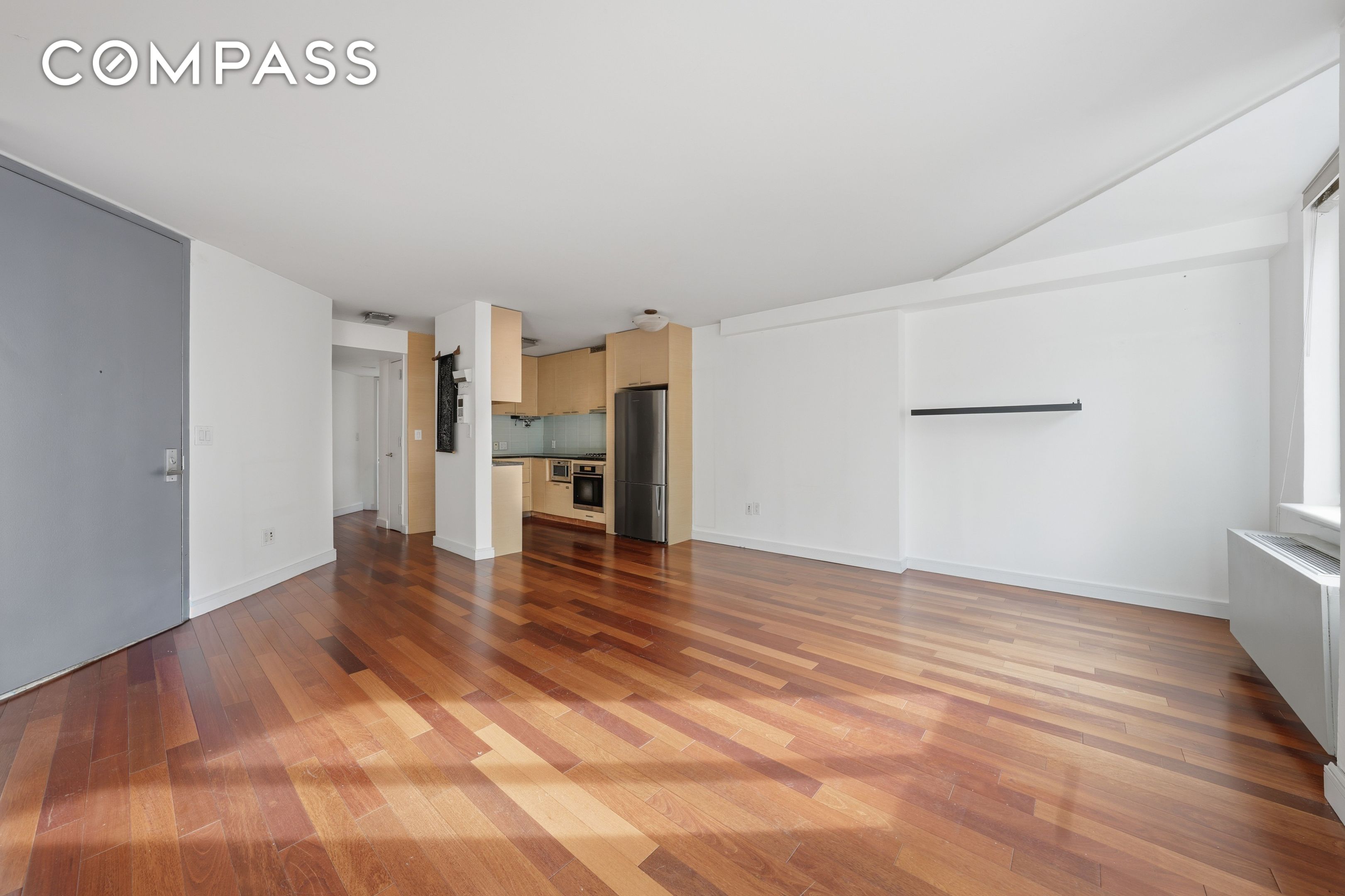 #3 photo, 206 E 95th Street, Upper East Side , NY 10128