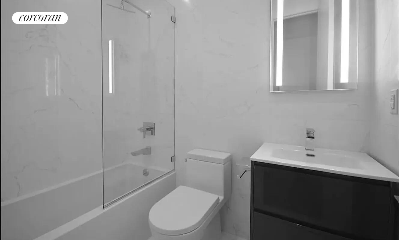 #8 photo, Brooklyn, 布鲁克林 Crown Heights , NY 11225