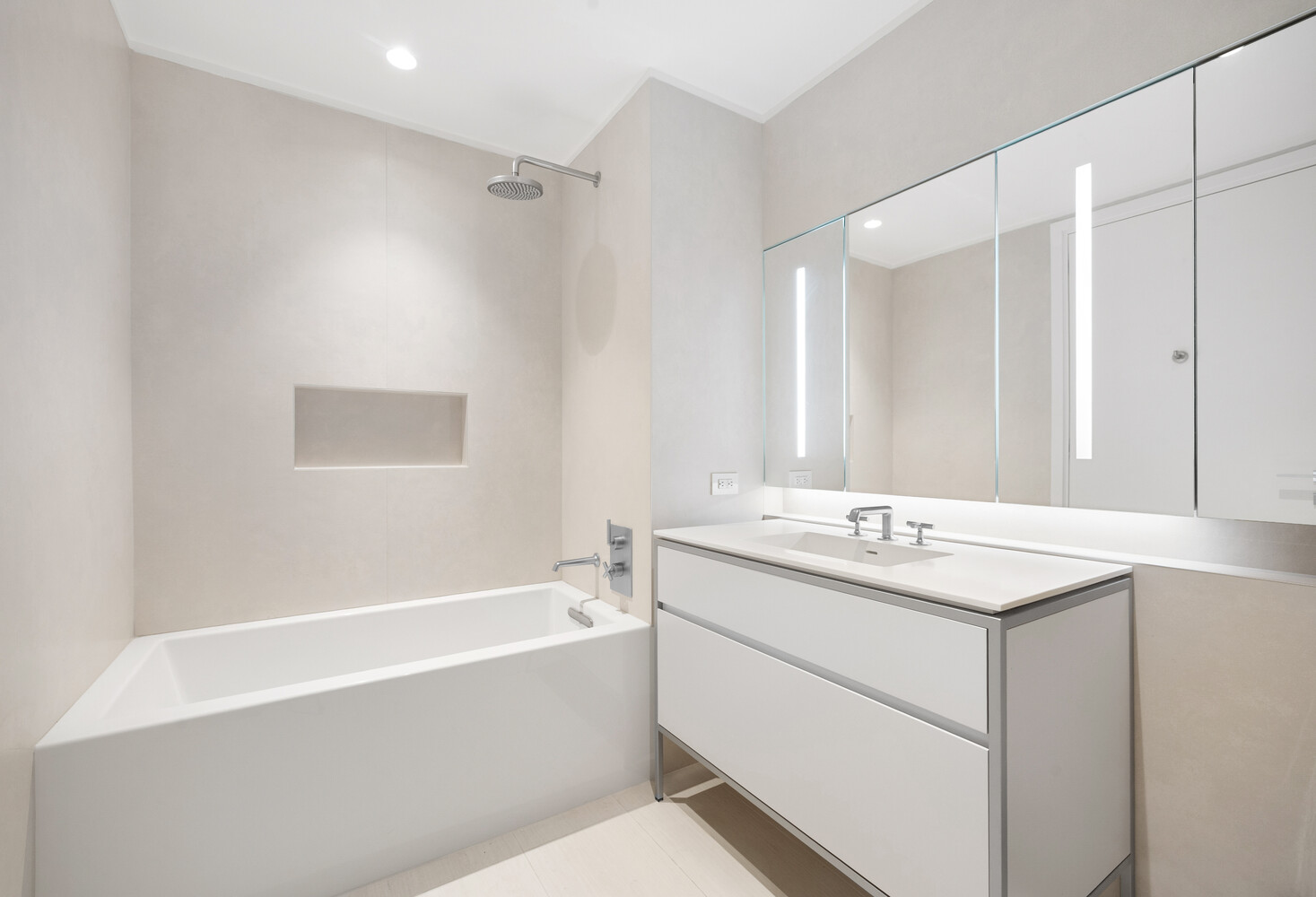 #10 photo, 215 N 10TH Street, Williamsburg , NY 11211