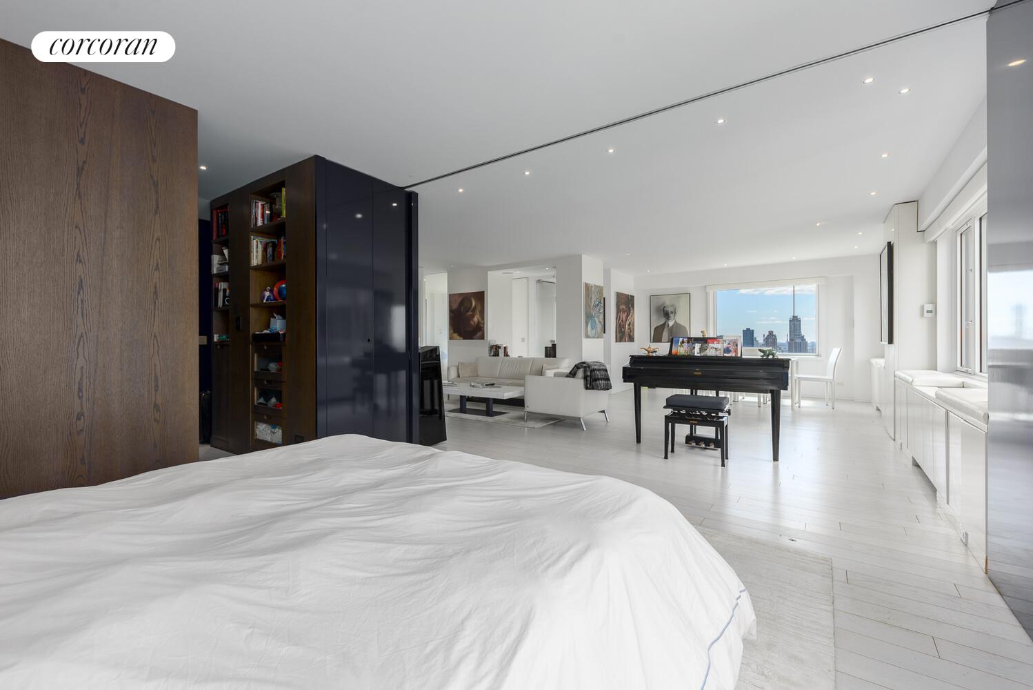 #9 photo, New York City, מנהטן Lincoln Square , NY 10023