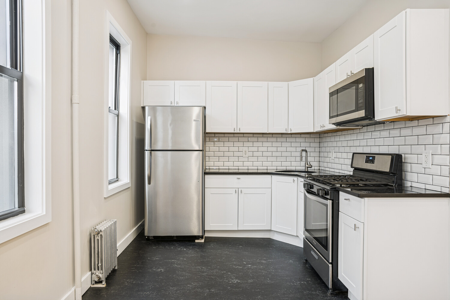 #4 photo, Brooklyn, Williamsburg , NY 11206