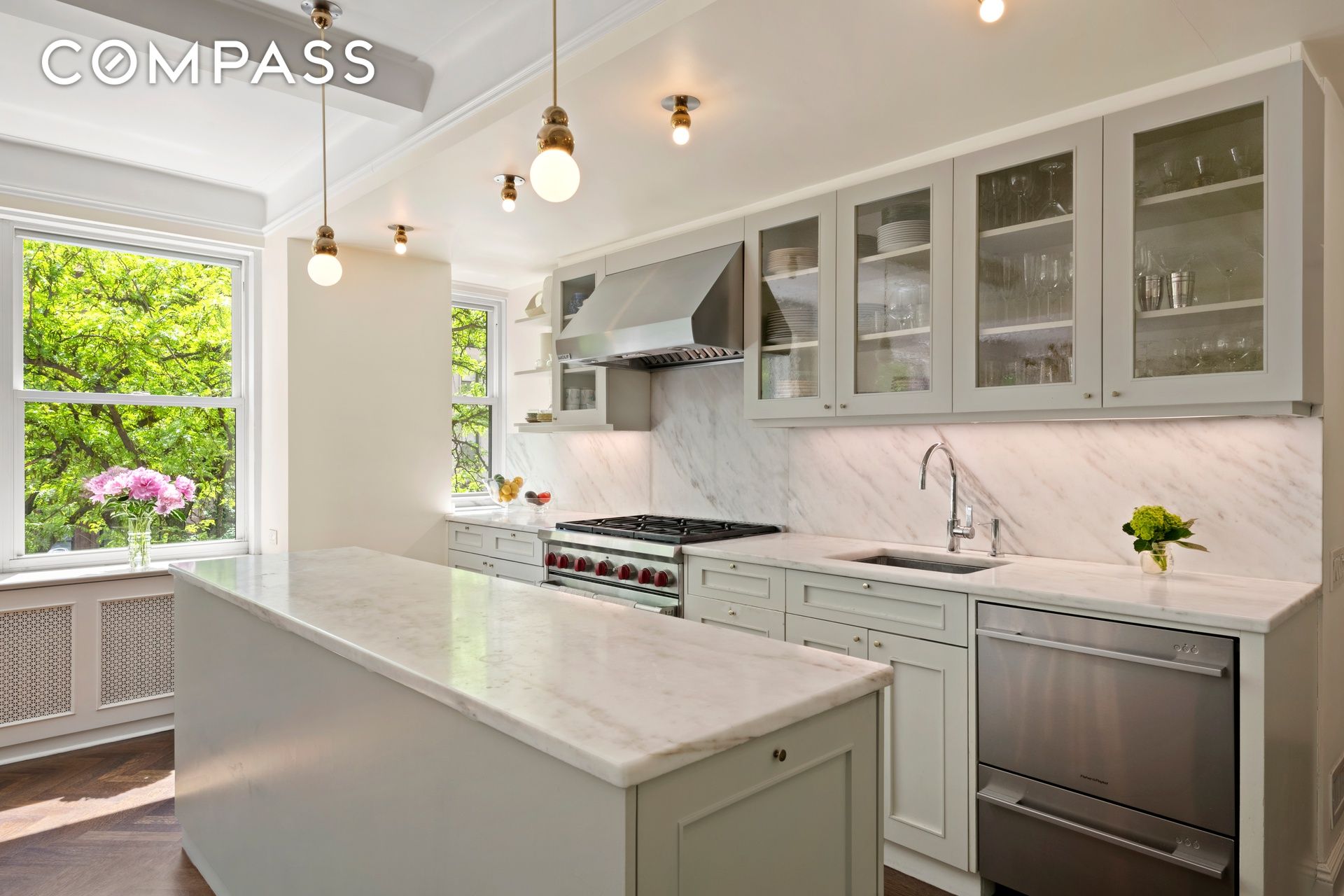 #4 photo, 225 E 79th Street, मैनहटन Upper East Side , NY 10075