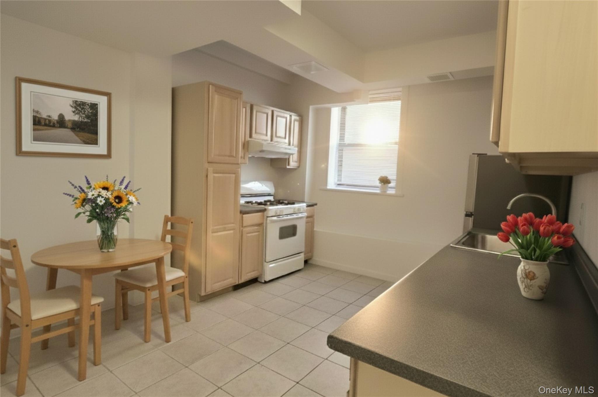 #12 photo, 604 Tompkins Avenue, Mamaroneck , NY 10543