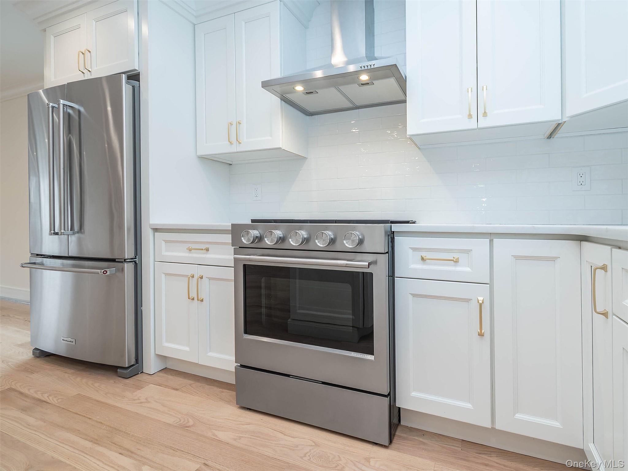 #11 photo, 35A Dunwood Road, מחוז נסאו Port Washington , NY 11050