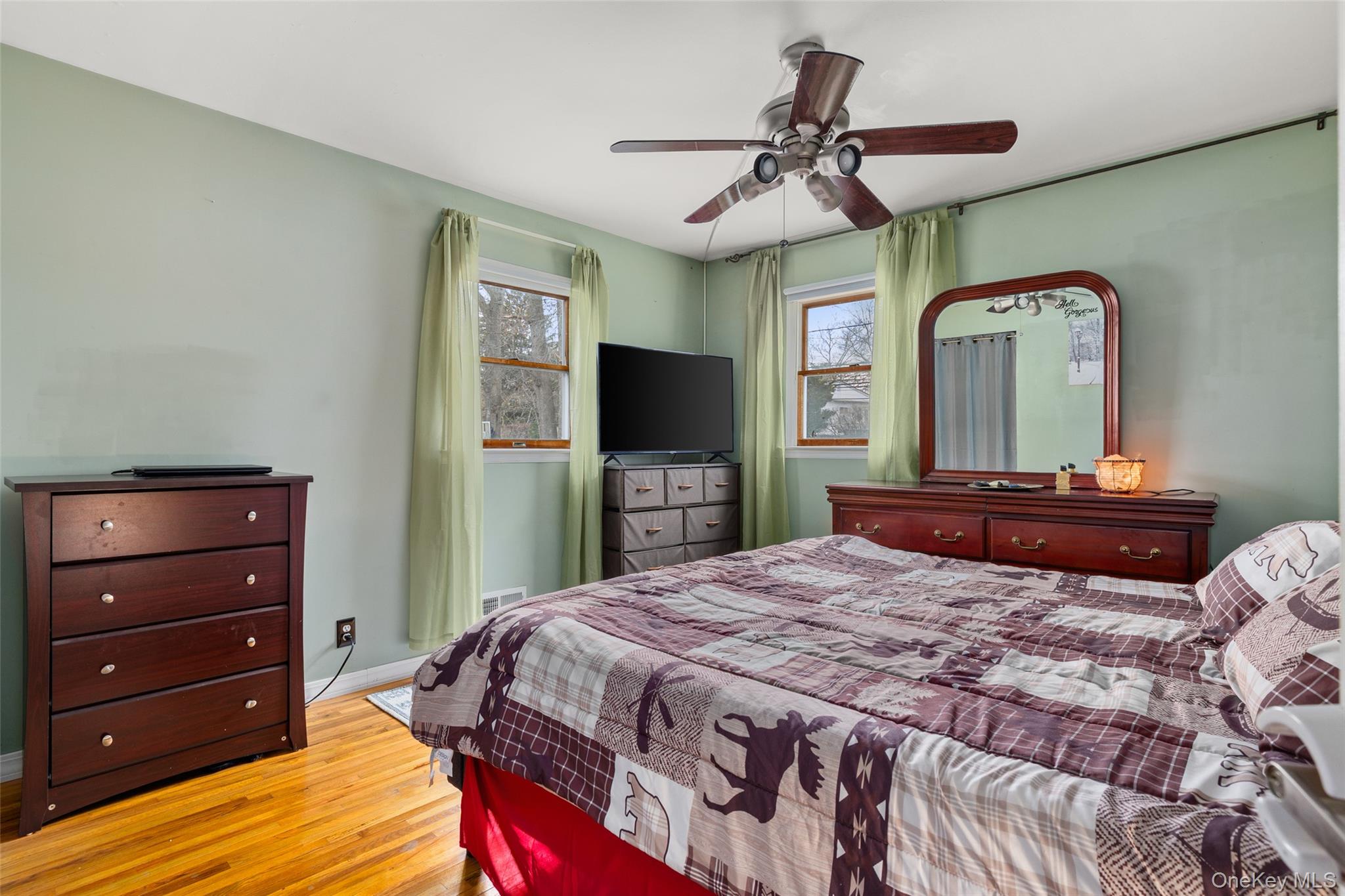 #11 photo, 1 Birch Haven Court, East Northport , NY 11731