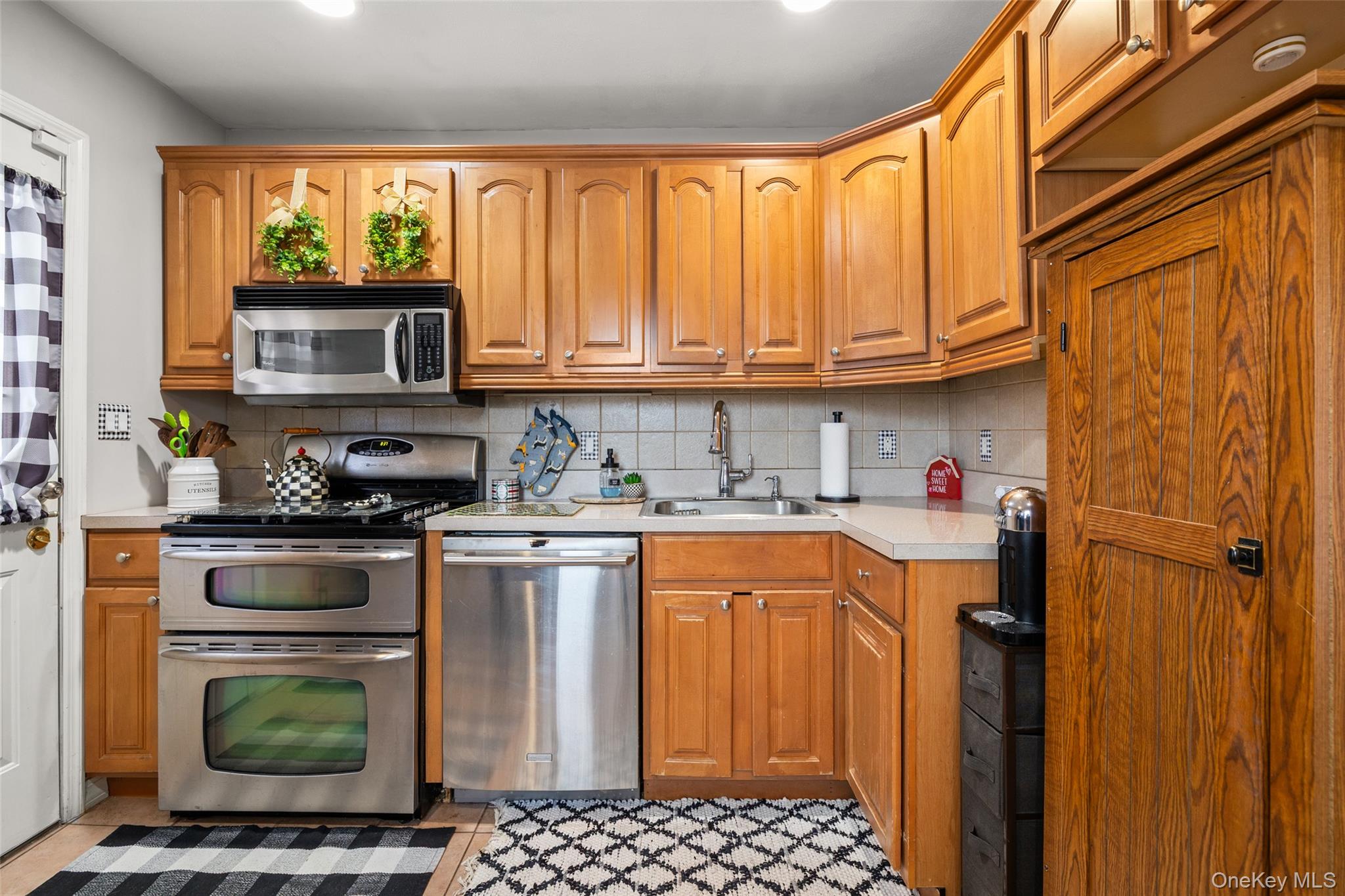 #9 photo, 1 Birch Haven Court, East Northport , NY 11731