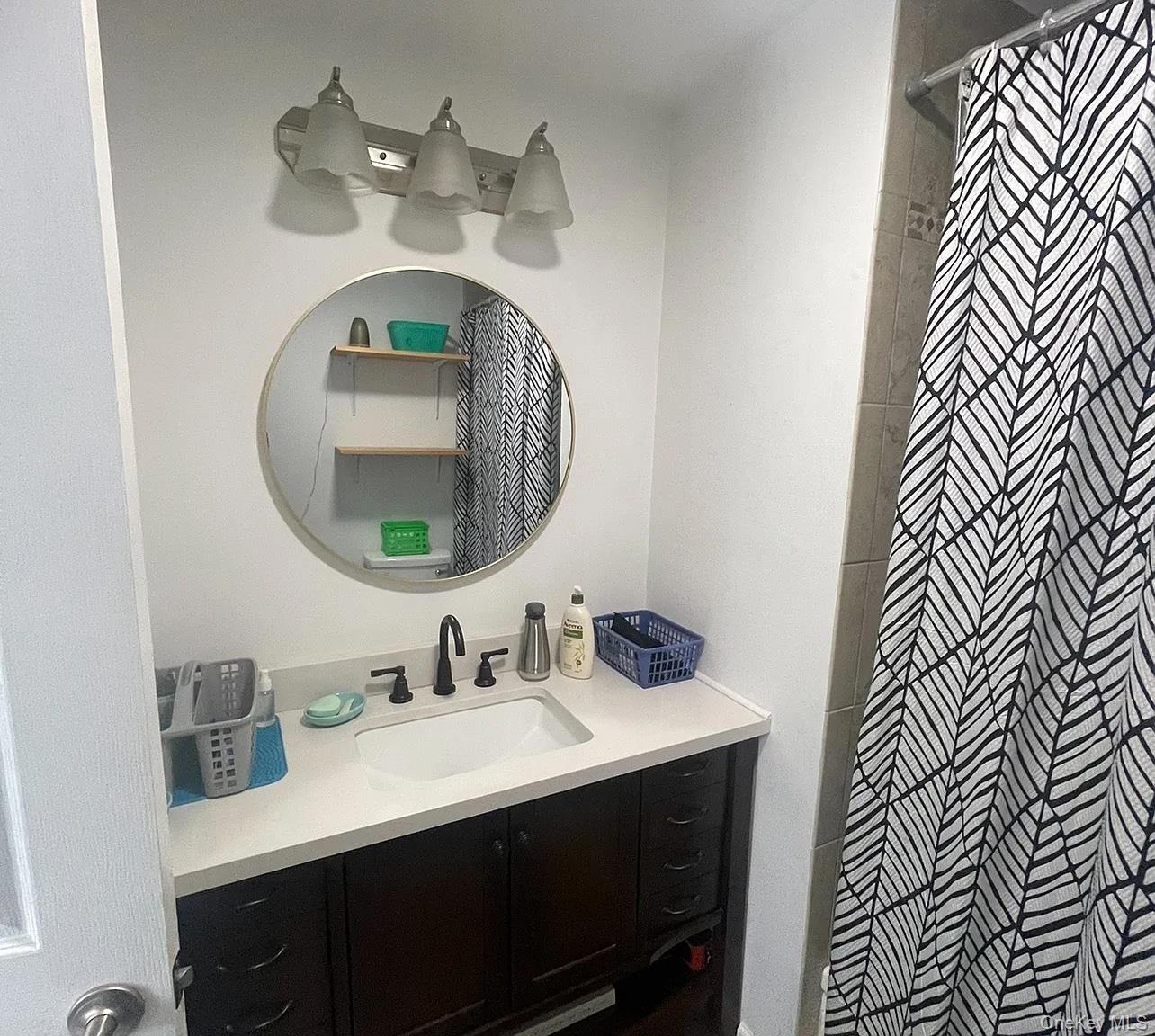 #4 photo, 8 Hideaway Lane, Marlboro , NY 12542