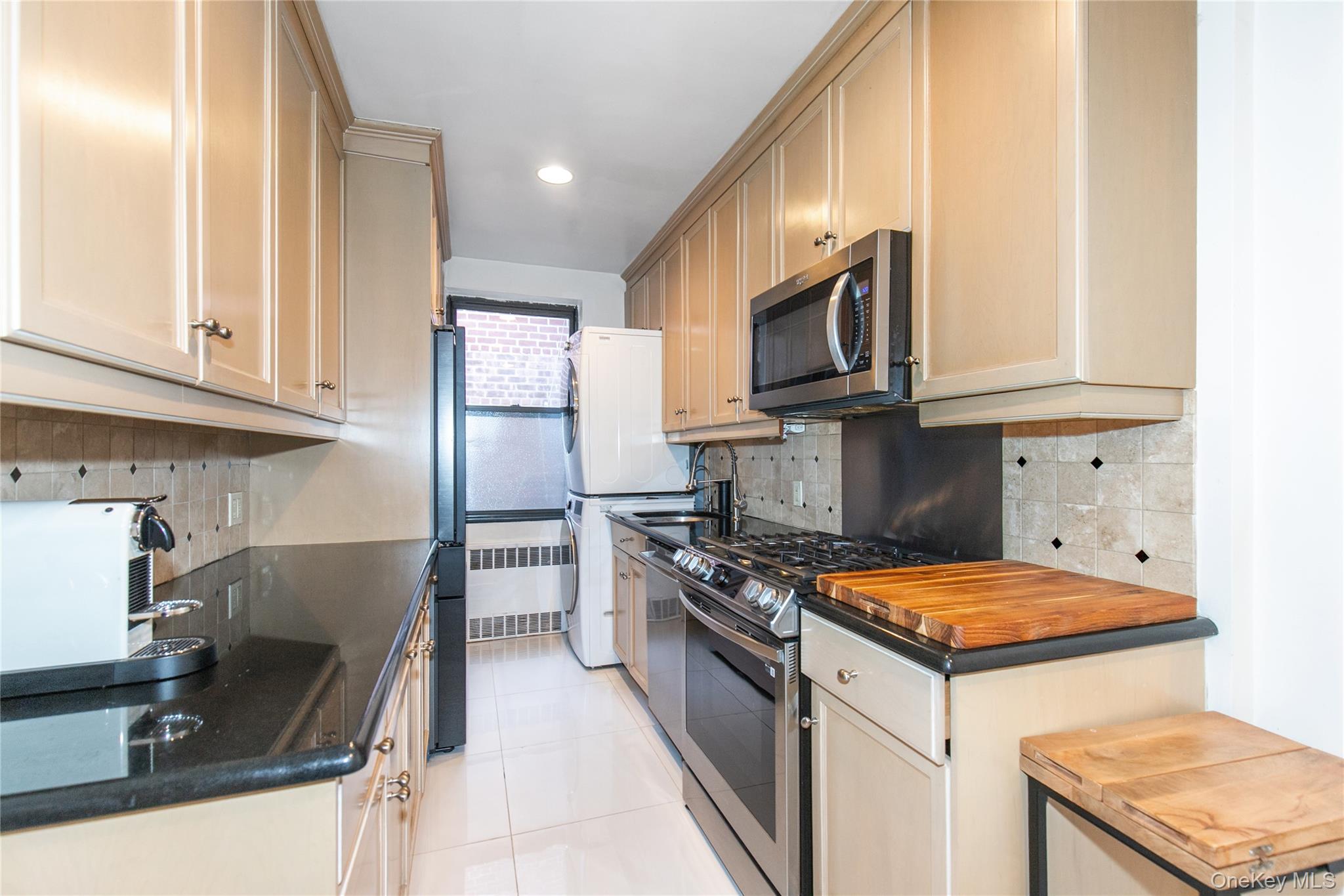 #14 photo, 90 SCHENCK Avenue, Great Neck , NY 11021