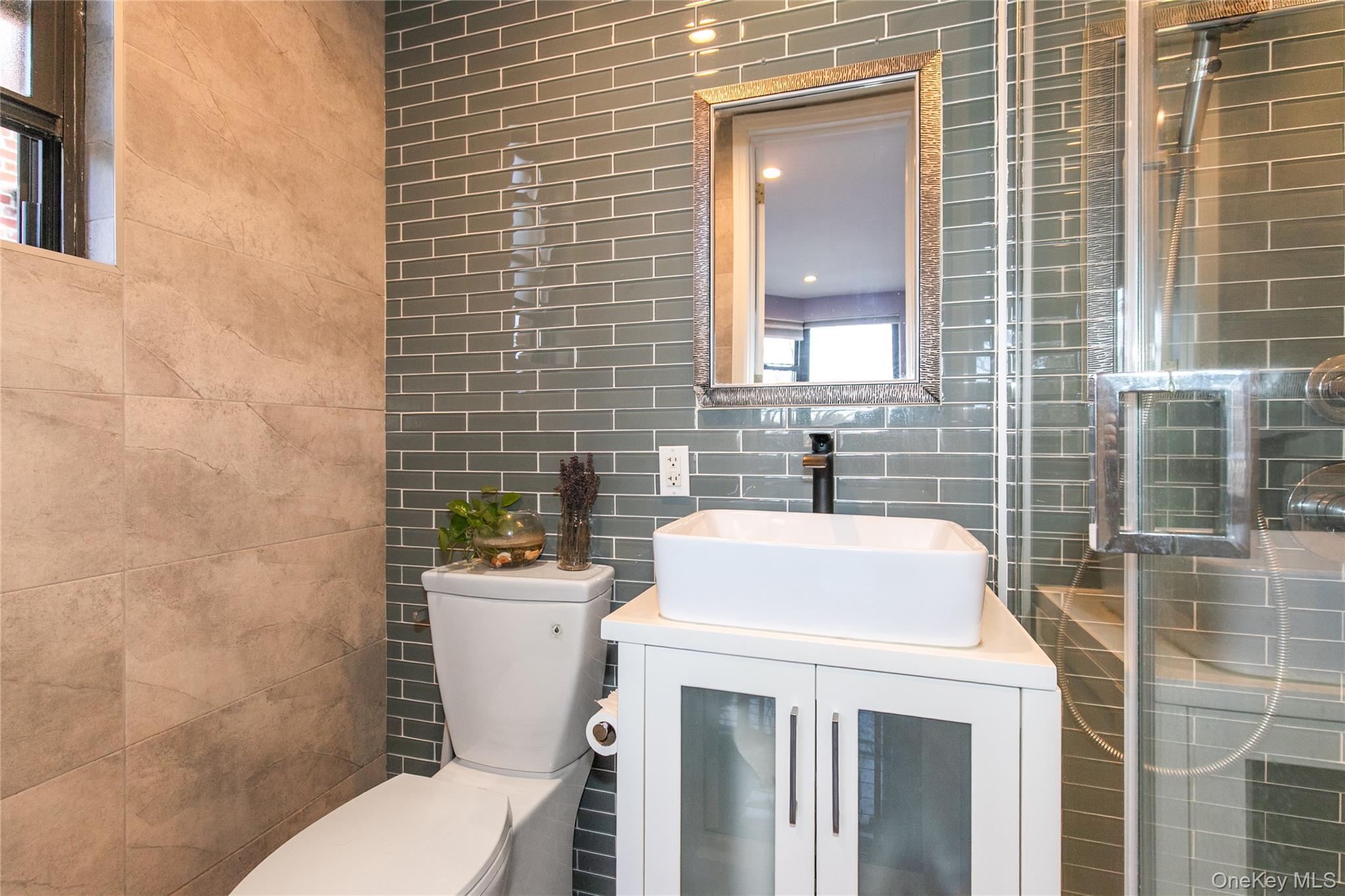 #17 photo, 90 SCHENCK Avenue, Great Neck , NY 11021