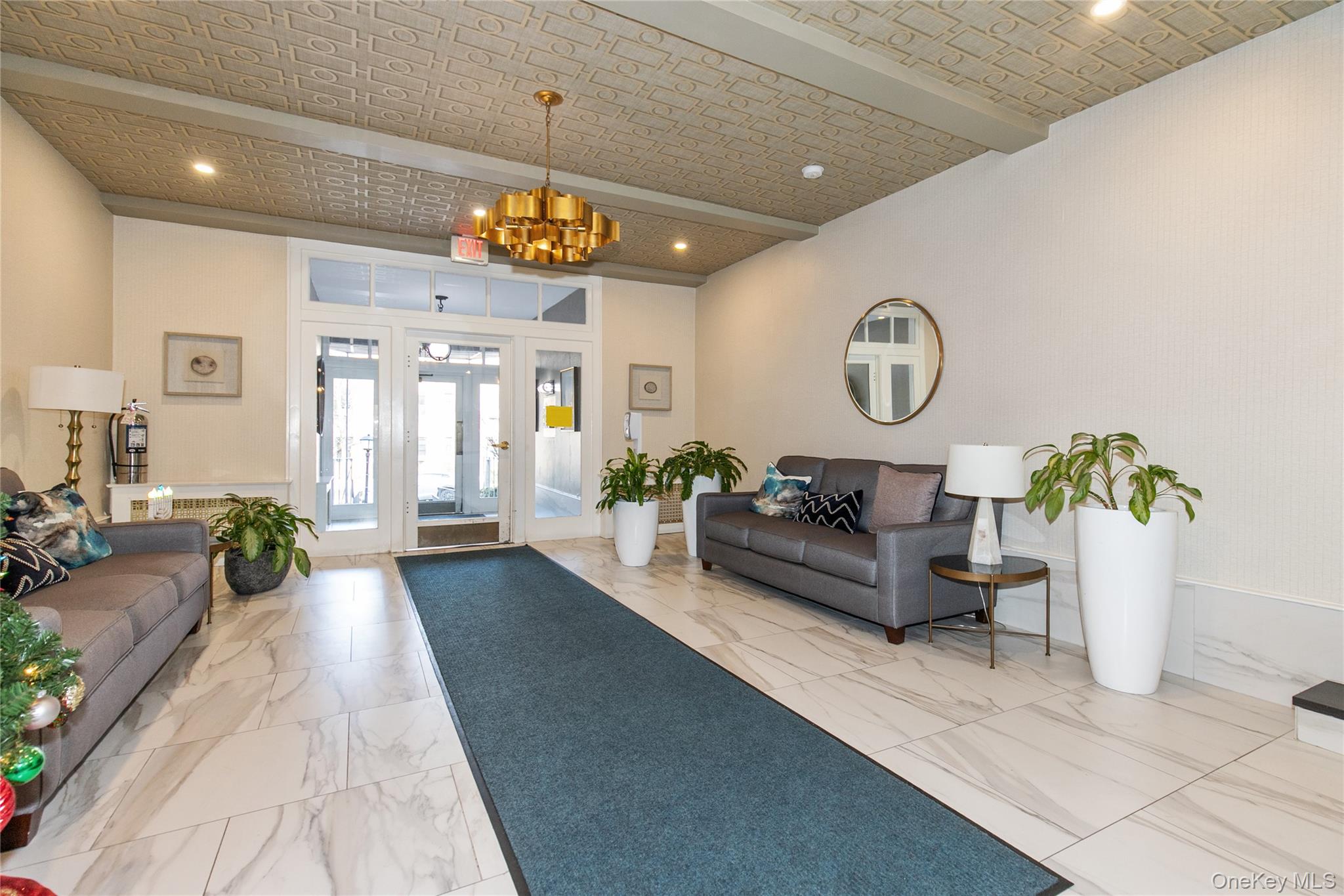 #2 photo, 90 SCHENCK Avenue, Great Neck , NY 11021