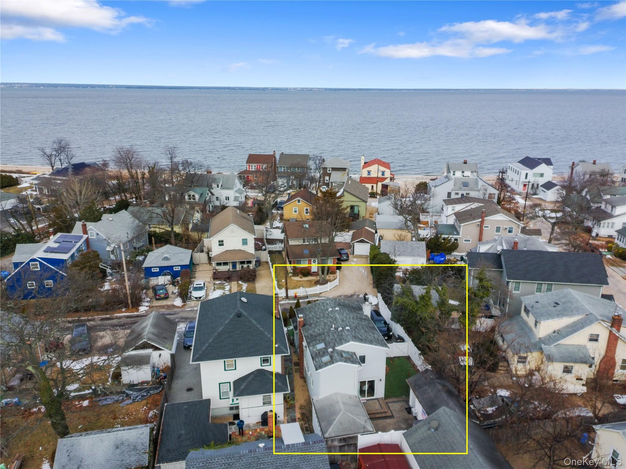 #16 photo, 6 Charles Place, מחוז נסאו Bayville , NY 11709