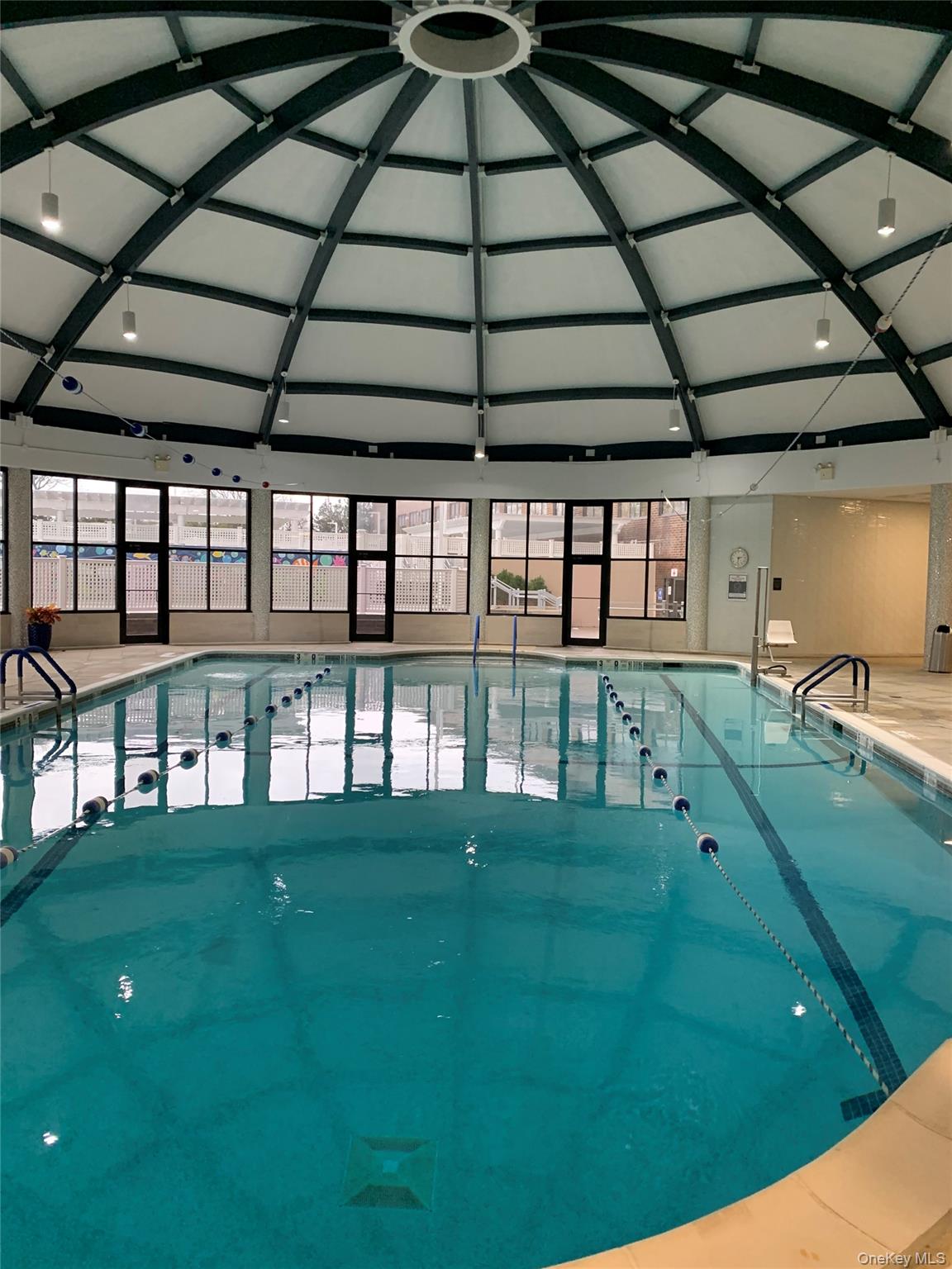 #15 photo, 269-10 Grand Central Parkway, كوينز Floral Park , NY 11005