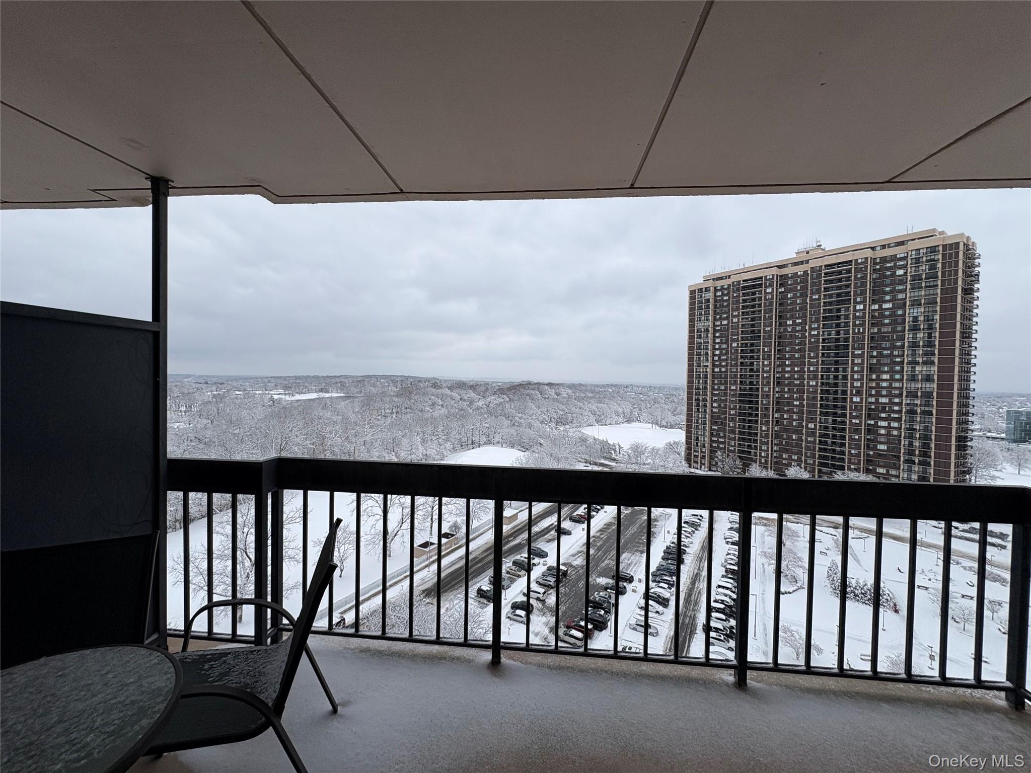 #17 photo, 269-10 Grand Central Parkway, كوينز Floral Park , NY 11005