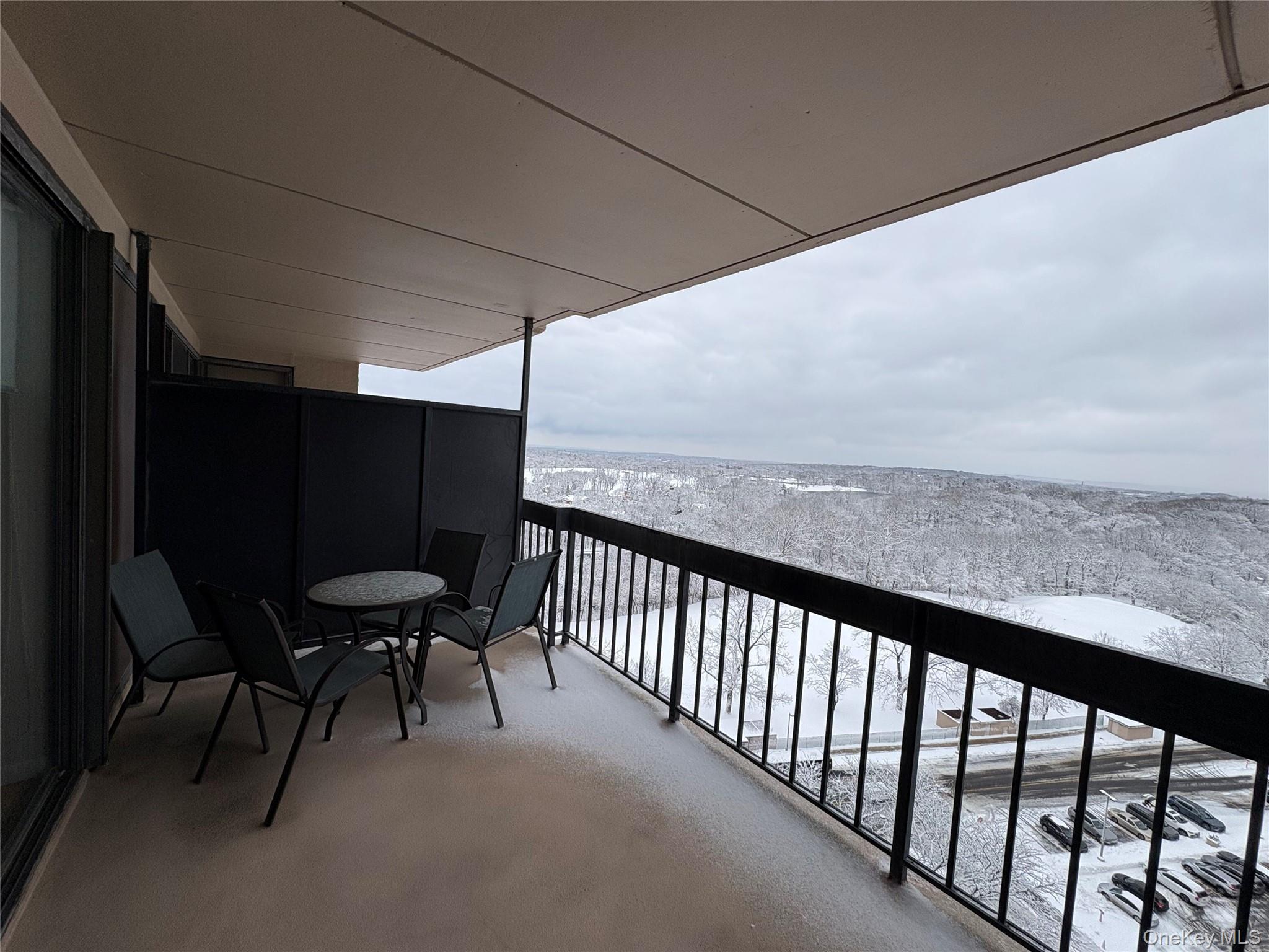 #8 photo, 269-10 Grand Central Parkway, كوينز Floral Park , NY 11005