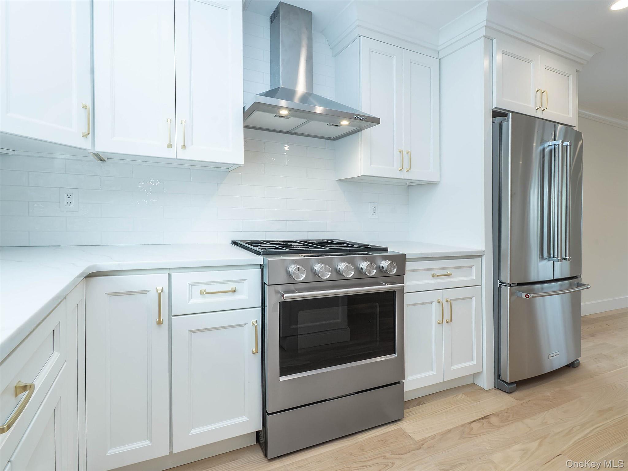 #9 photo, 35B Dunwood Road, מחוז נסאו Port Washington , NY 11050