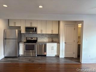 #10 photo, 155 Main Street, Farmingdale , NY 11735