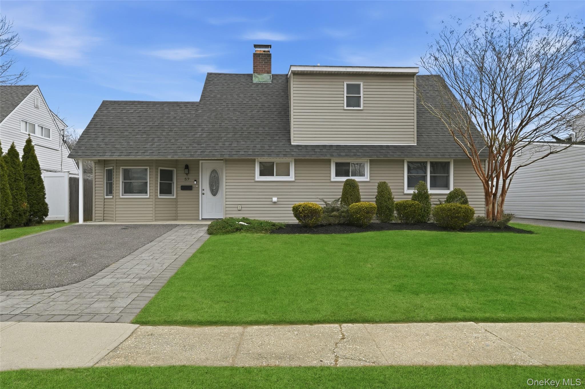 #2 photo, 57 Cobalt Lane, Westbury , NY 11590