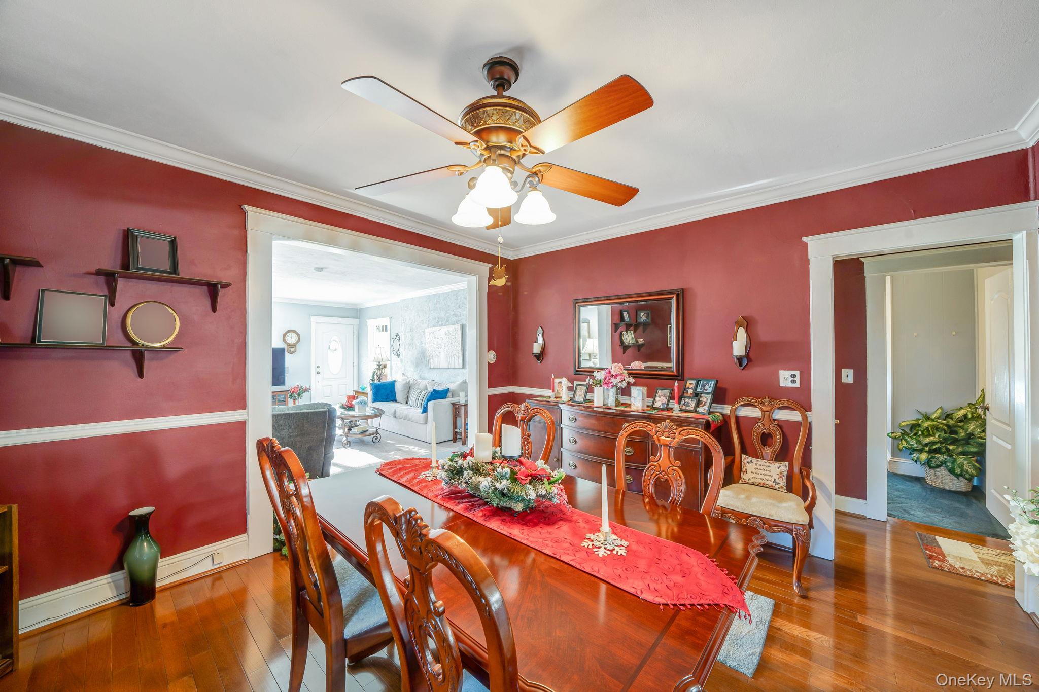 #8 photo, 4 W William Street, מחוז סאפוק Bay Shore , NY 11706