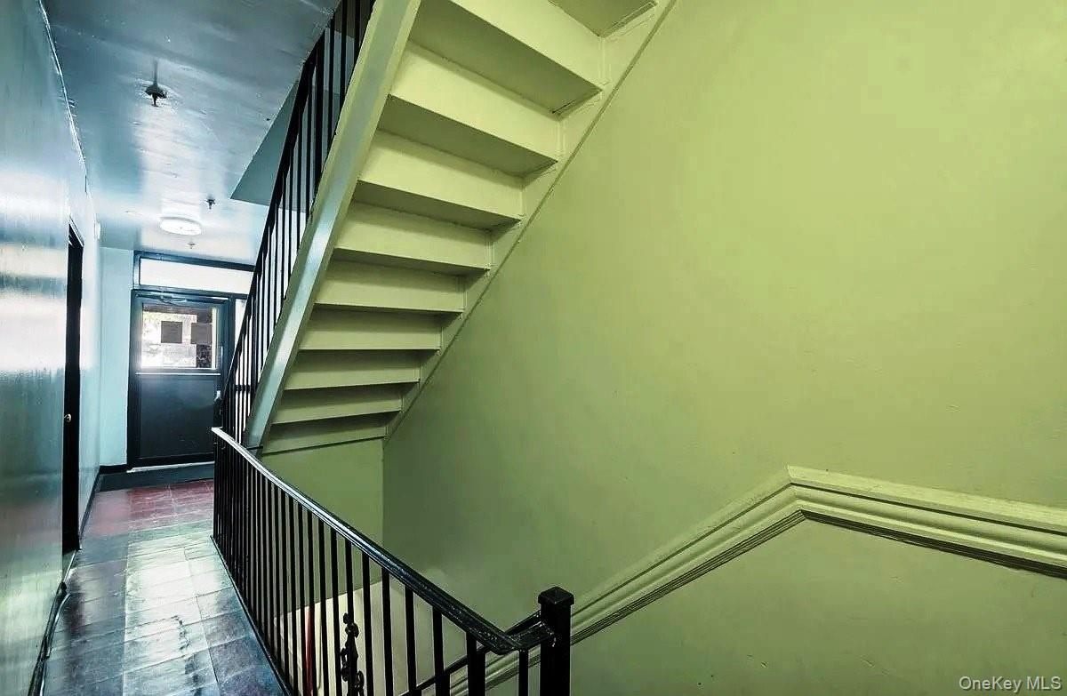 #3 photo, 368 W 118th Street, New York (Manhattan) , NY 10026