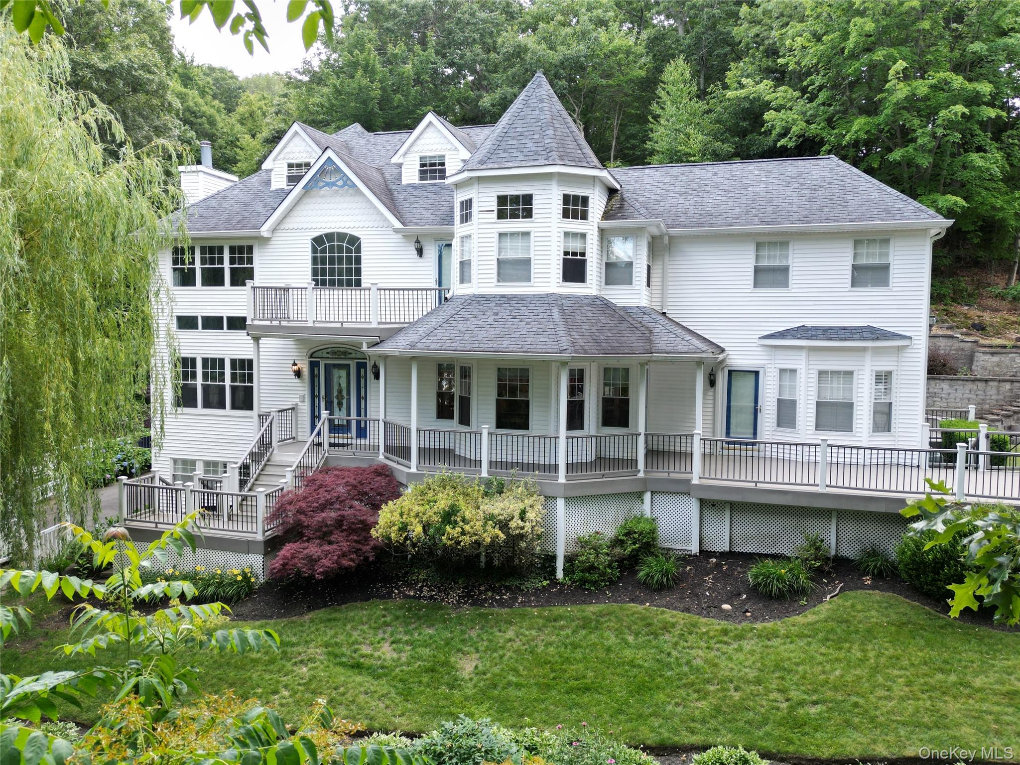 #1 photo, 21 Beach Plum Drive, Centerport , NY 11721