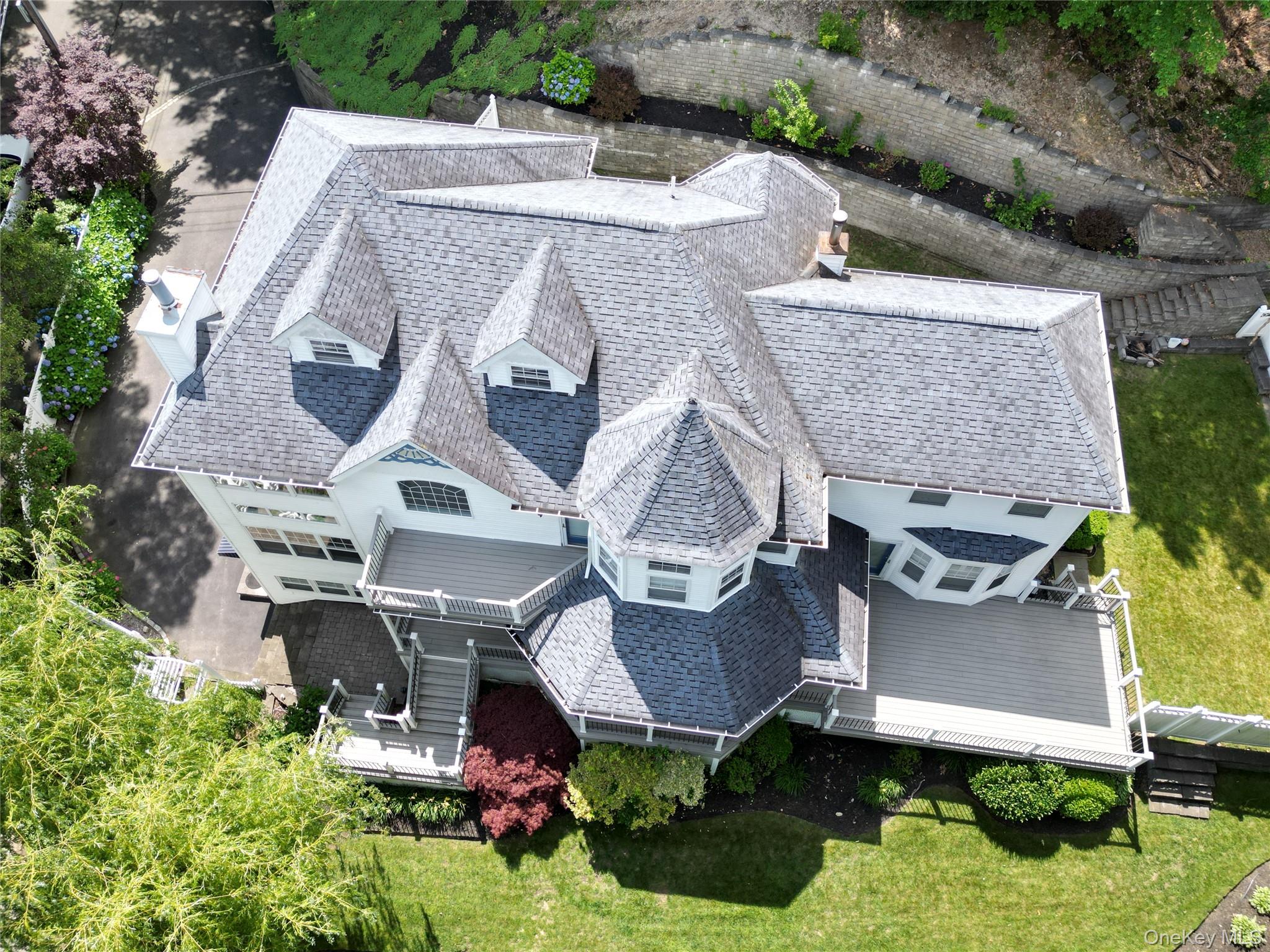 #16 photo, 21 Beach Plum Drive, Centerport , NY 11721