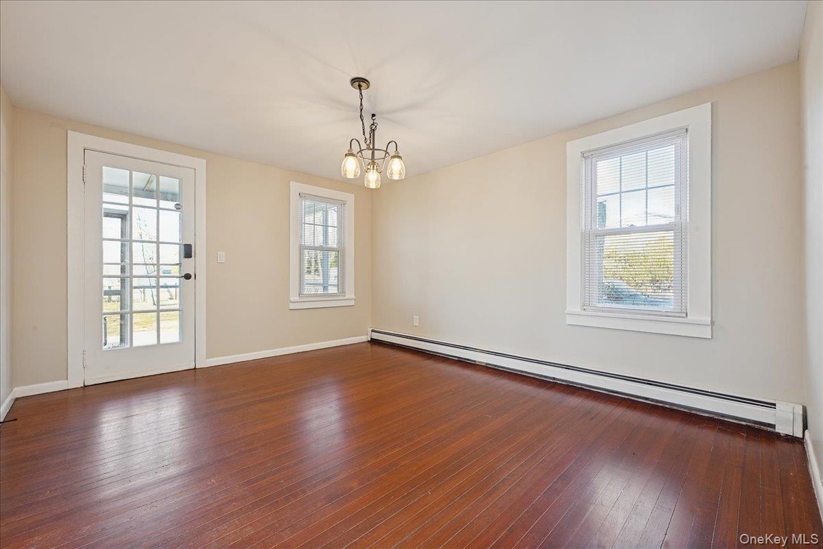 #7 photo, 94 Chapel Avenue, East Patchogue , NY 11772