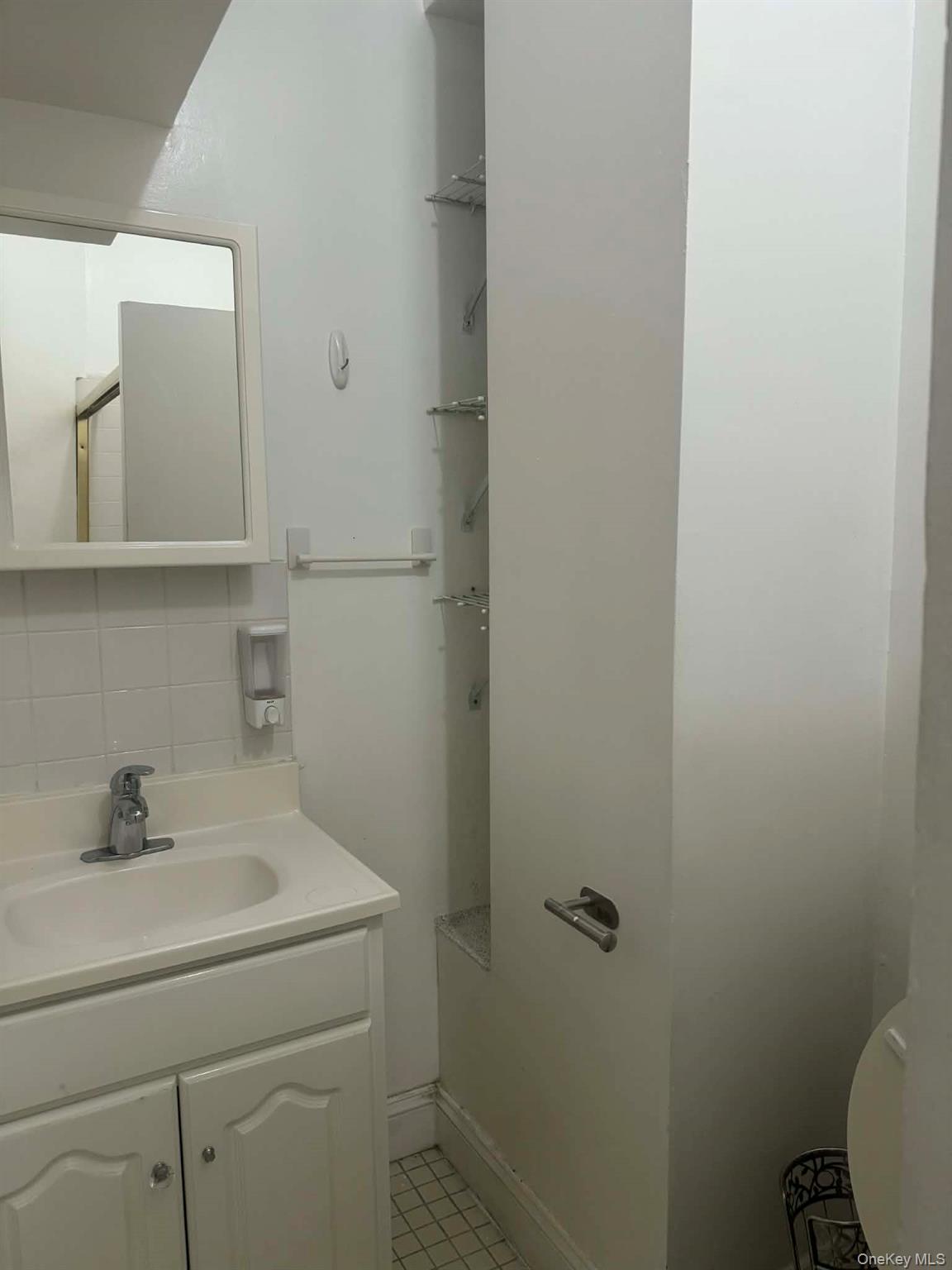 #16 photo, 88 Nichols Avenue, Бруклин ‖ Brooklyn , NY 11208