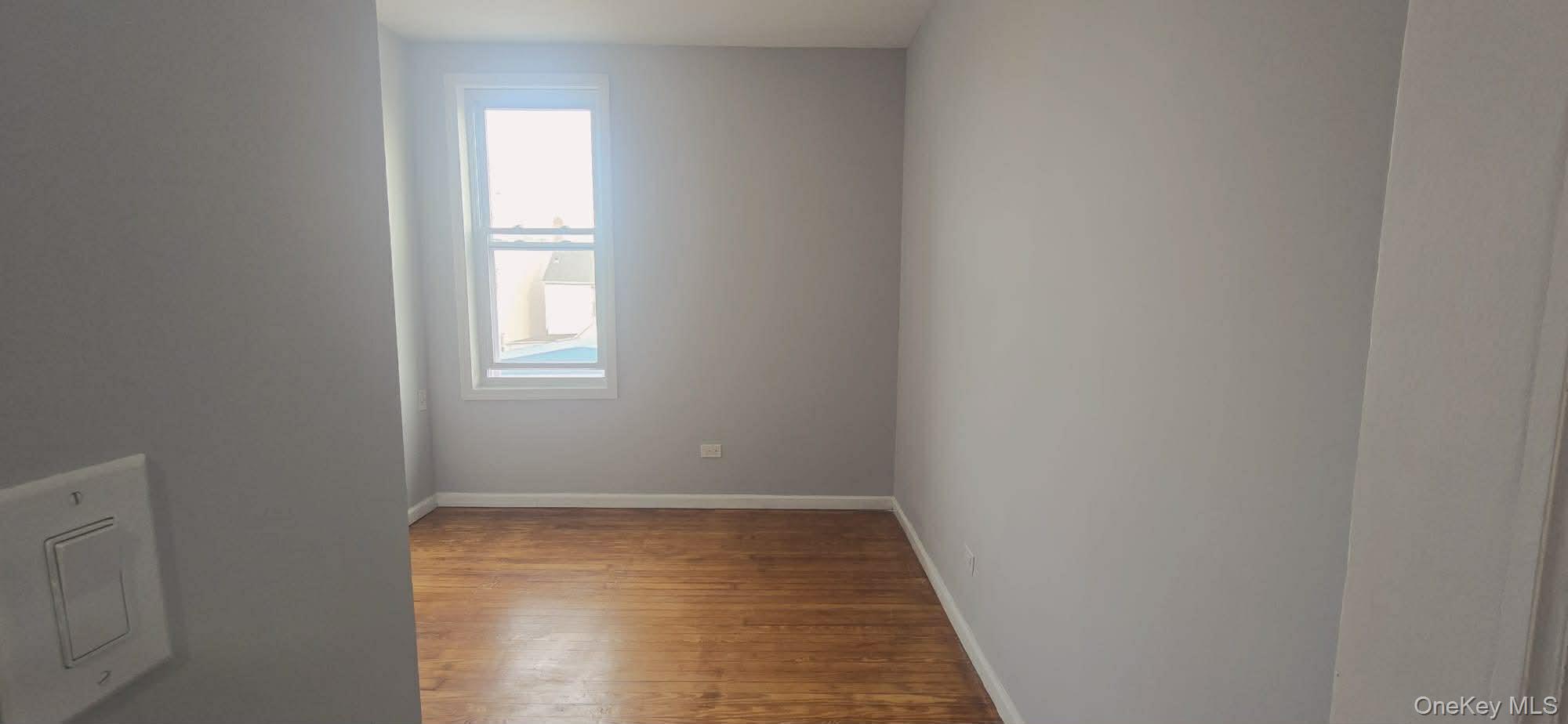 #2 photo, 97-43 105th Street, קווינס Ozone Park , NY 11416